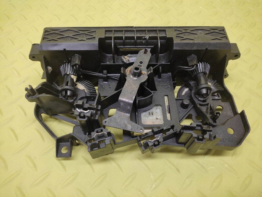 DAIHATSU SIRION a PANEL klími klimatizaci
