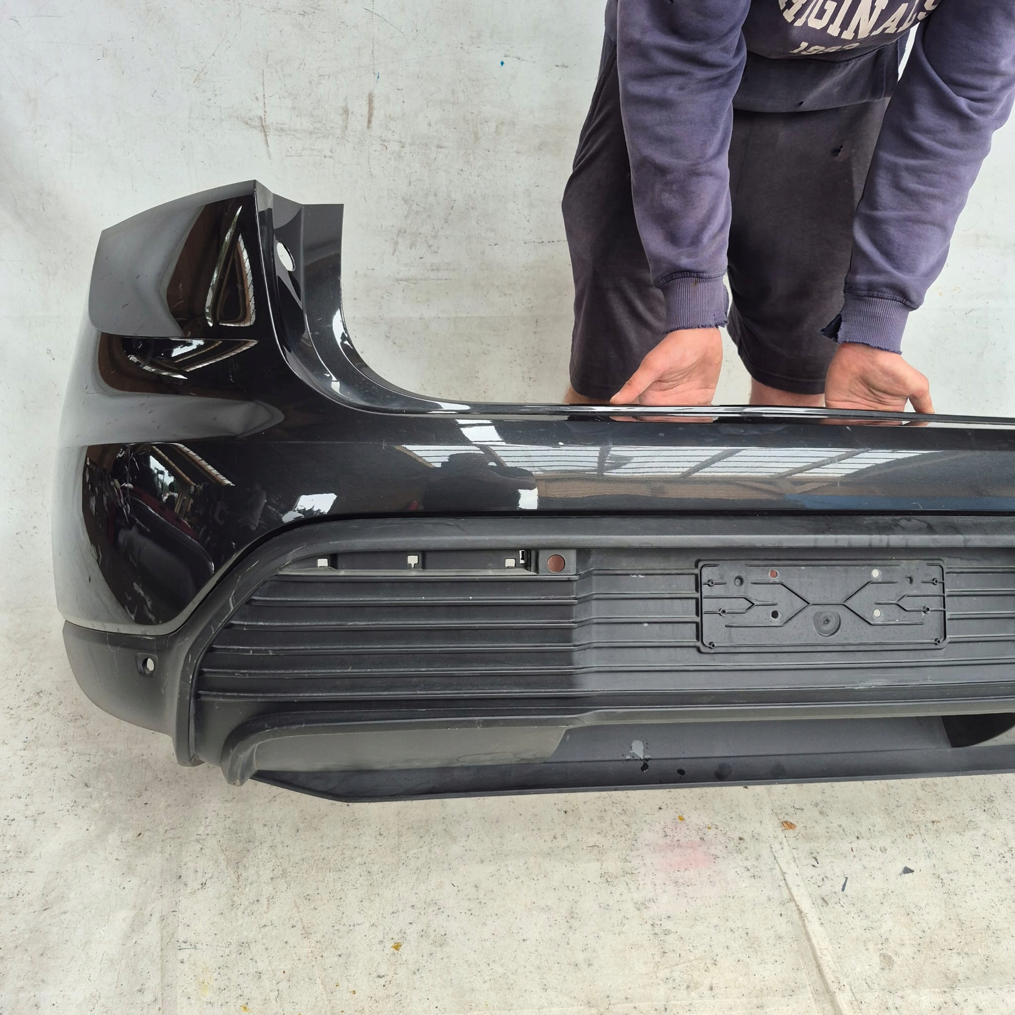 PORSCHE MACAN 95C 24- bumper rear part rear PDC