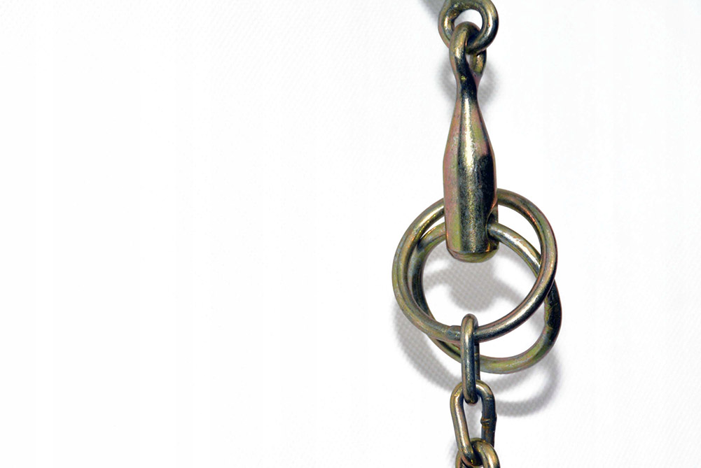 WĘDZIDŁO ŁAMANE Z WERBLIKAMI 10CM NA KUCA Materiał wykonania żelazo