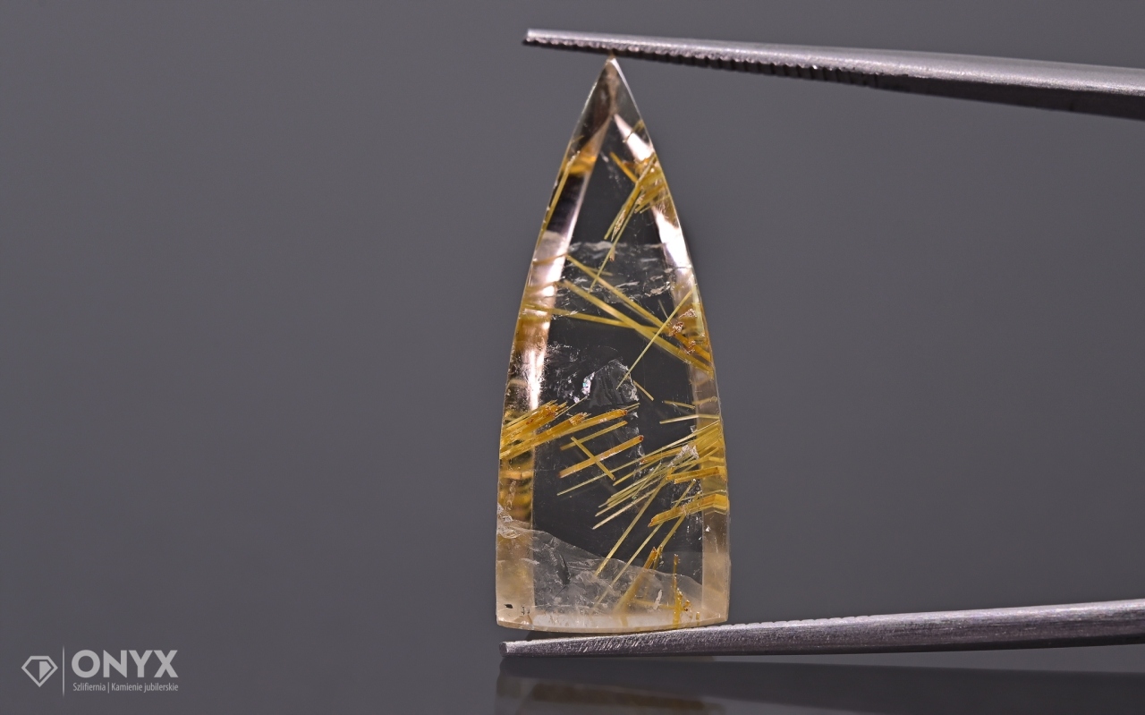 Křemen s rutilem konvexní nepravidelná dlažba 26,5x1