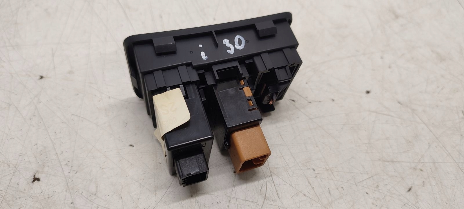 switch ESP Hyundai i30 LIFT