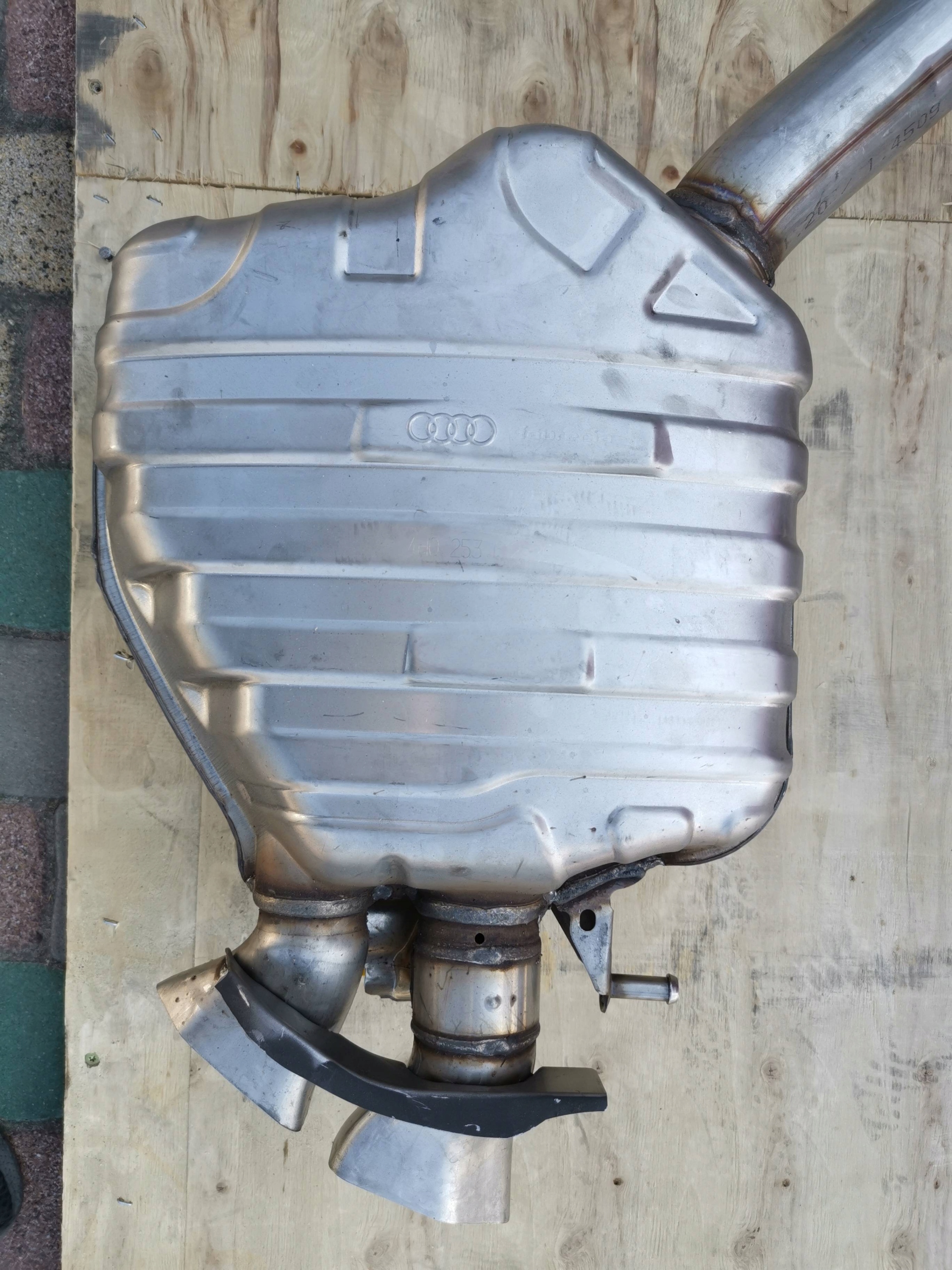 muffler, exhaust pipe exhaust Audi A8 4H 4H0253411L