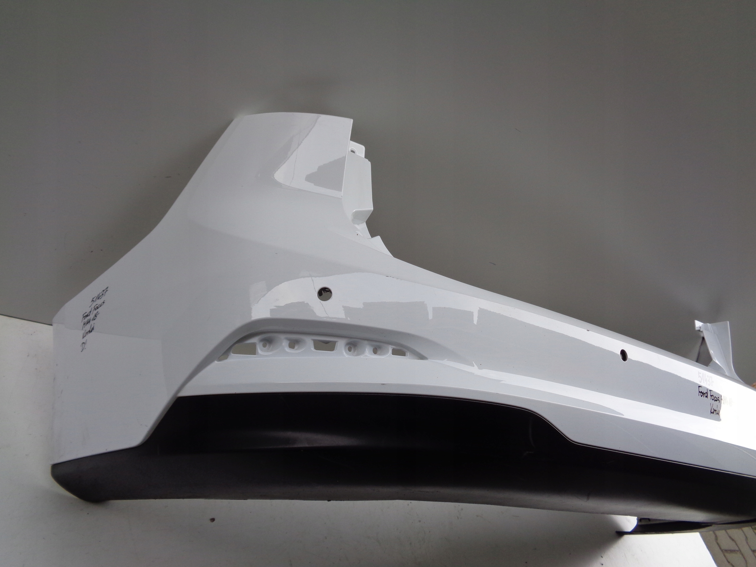 bumper rear FORD FOCUS MK4 18- KOMBI NR 51437
