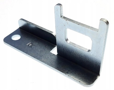 MOCOWANIE PRAWEGO PLASTIKA ZBIORNIKA AVENGER 400cc