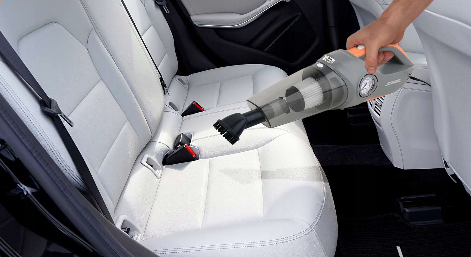 ODKURZACZ RĘCZNY SAMOCHODOWY 12V Z KOMPRESOREM EAN (GTIN) 5906083048814