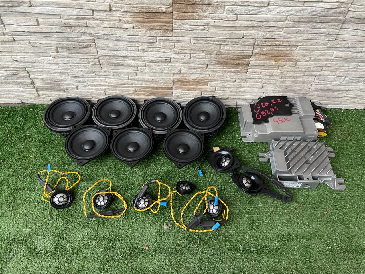 2622468 2622469 - Усилитель динамика HARMAN BMW 3 4 G20 G22 G23 G82