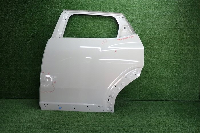 DACIA DUSTER III 23- door left rear. rear part