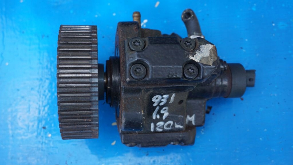 SAAB 9-3 9-5 OPEL VECTRA C 1.9 CDTI - injection pump