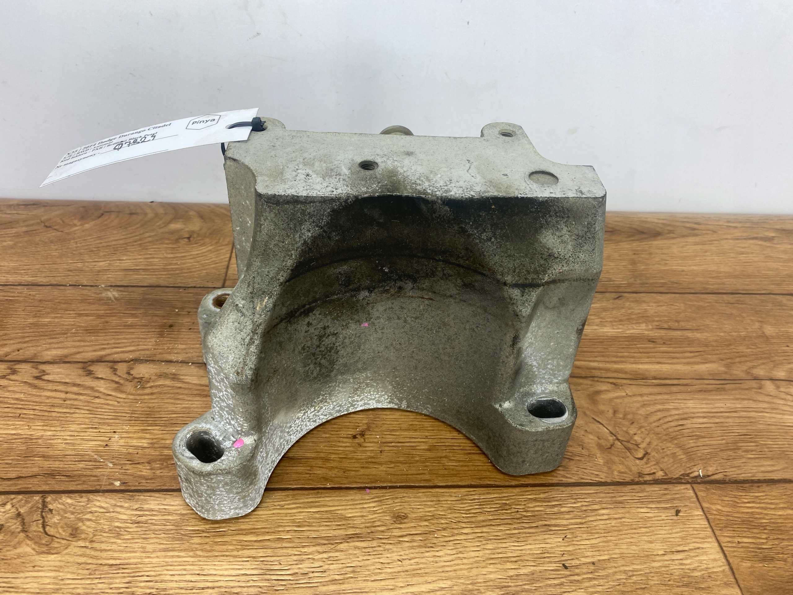 gearbox mounting 5.7 HEMI Dodge Durango 2014+ USA