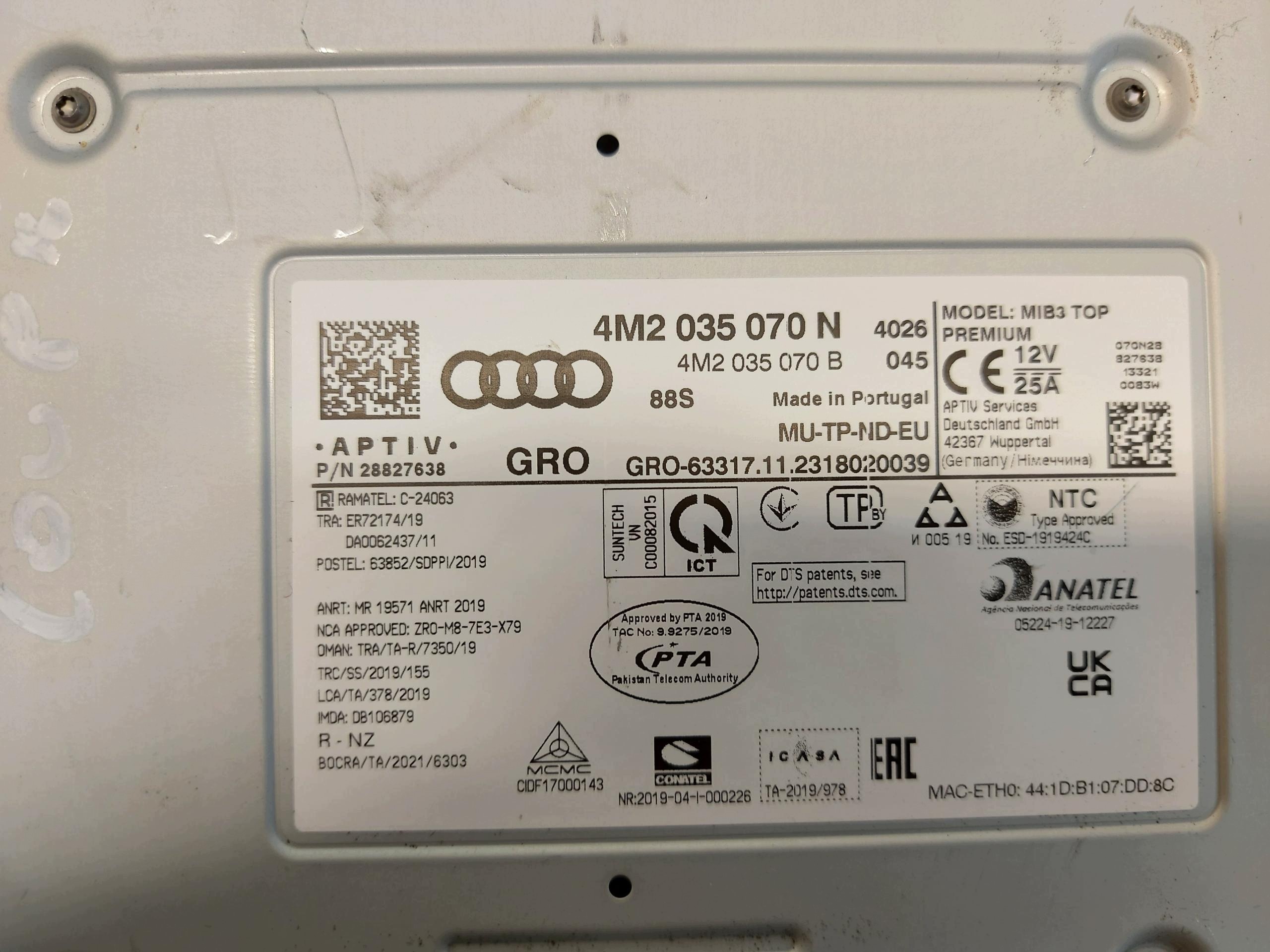 Audi Q8 E-TRON SportBack control unit module mmii navigation player 4m2035070n