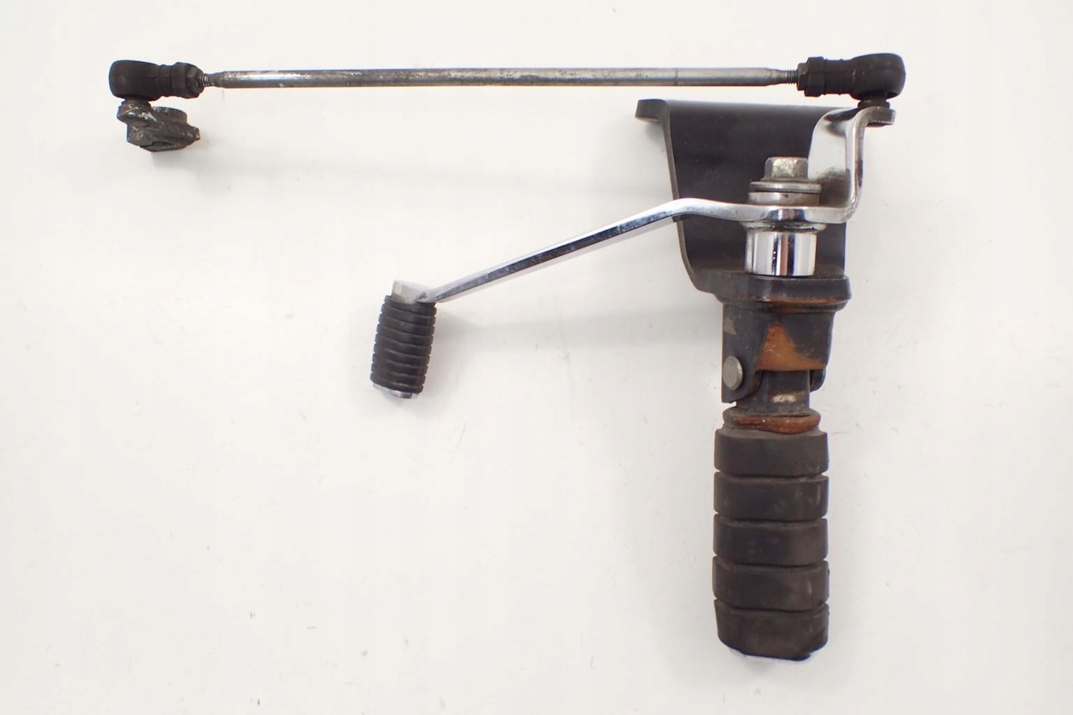 Honda VT 750 Shadow 2007 Set L podnozek dzwignia Part number 103687
