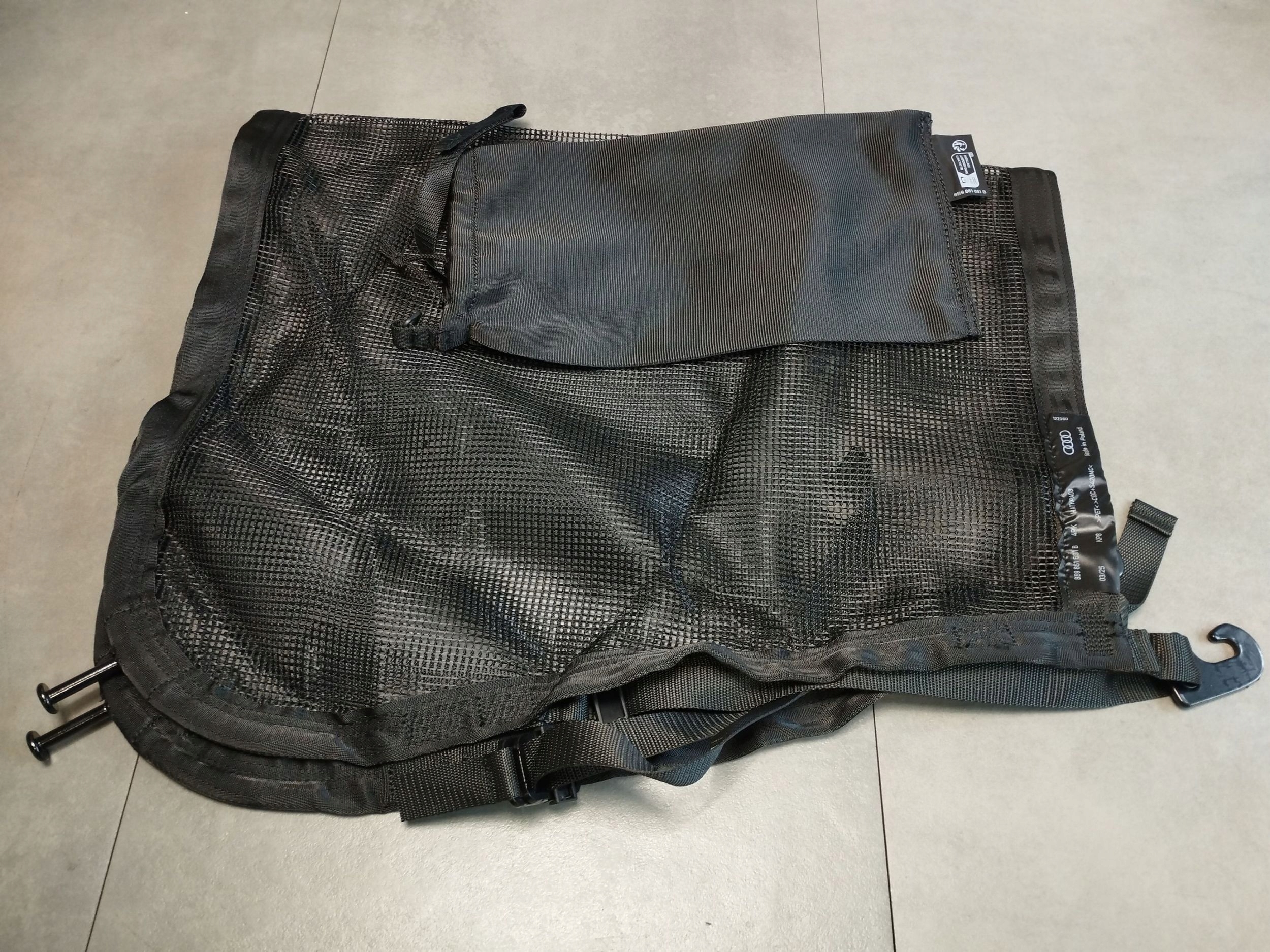 Audi A5 B10 KOMBI net separating BAGAZ 8B9861691B