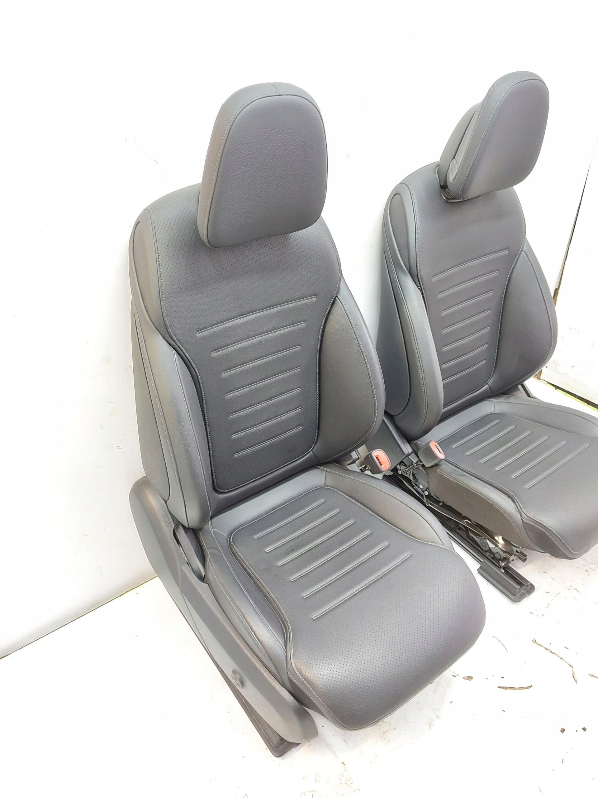 Mercedes W254 GLC 220d KANAPY seats front rear part KPL