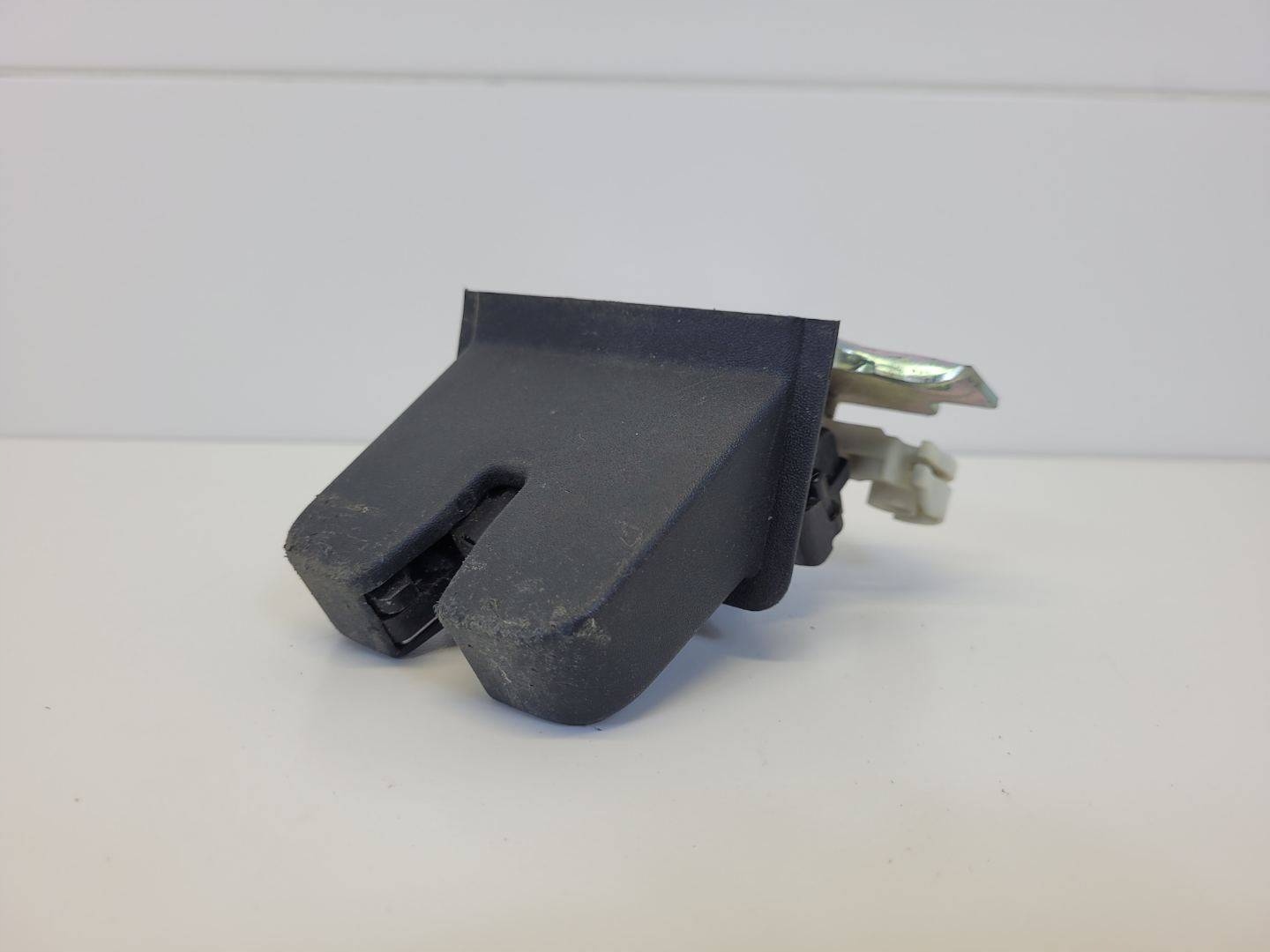 lock bonnet boot Volkswagen T-Roc 2019 2GA.827.505A