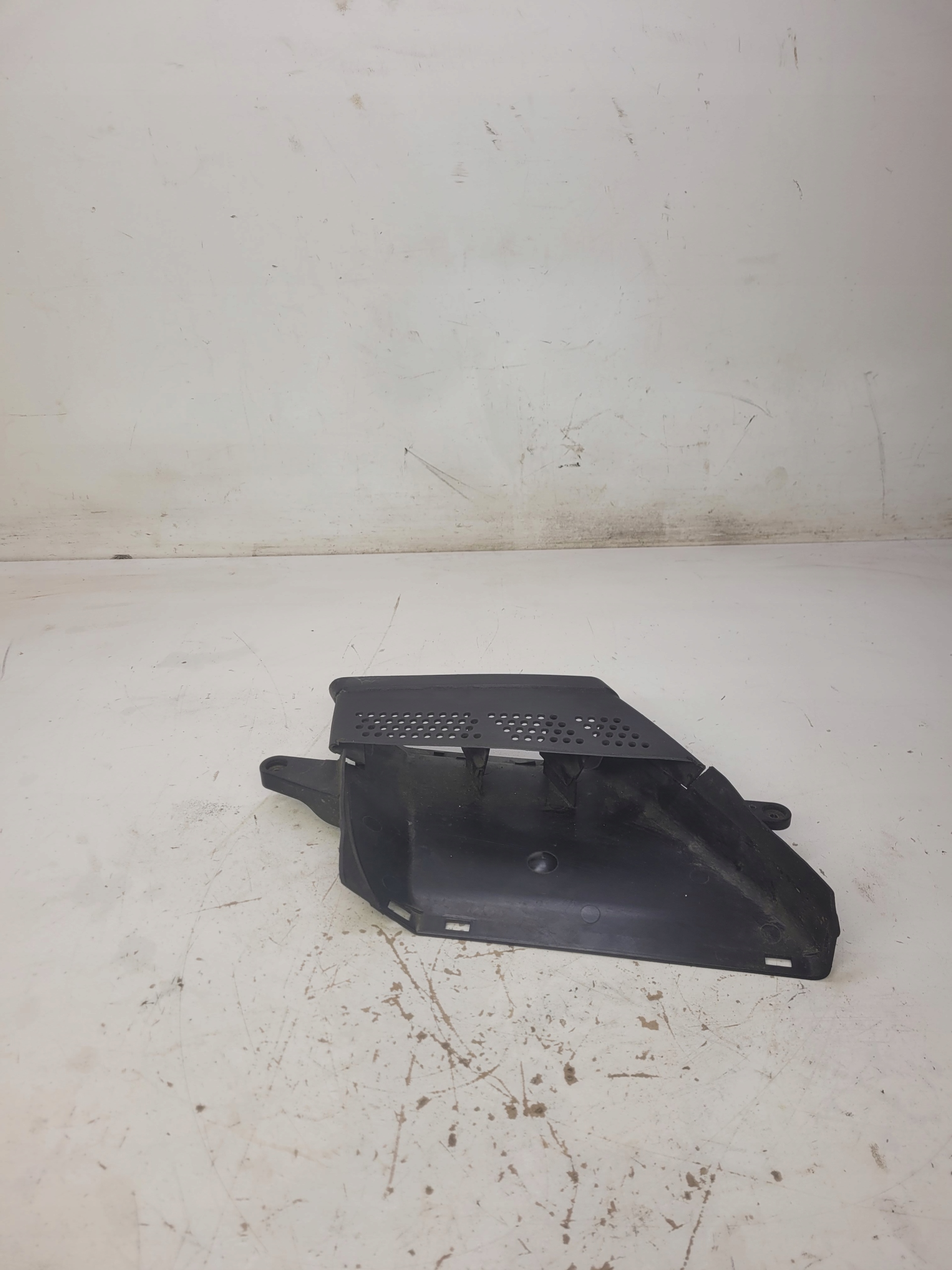 intake air hose AUDI A4 B8 LIFT A5 8K0129618E