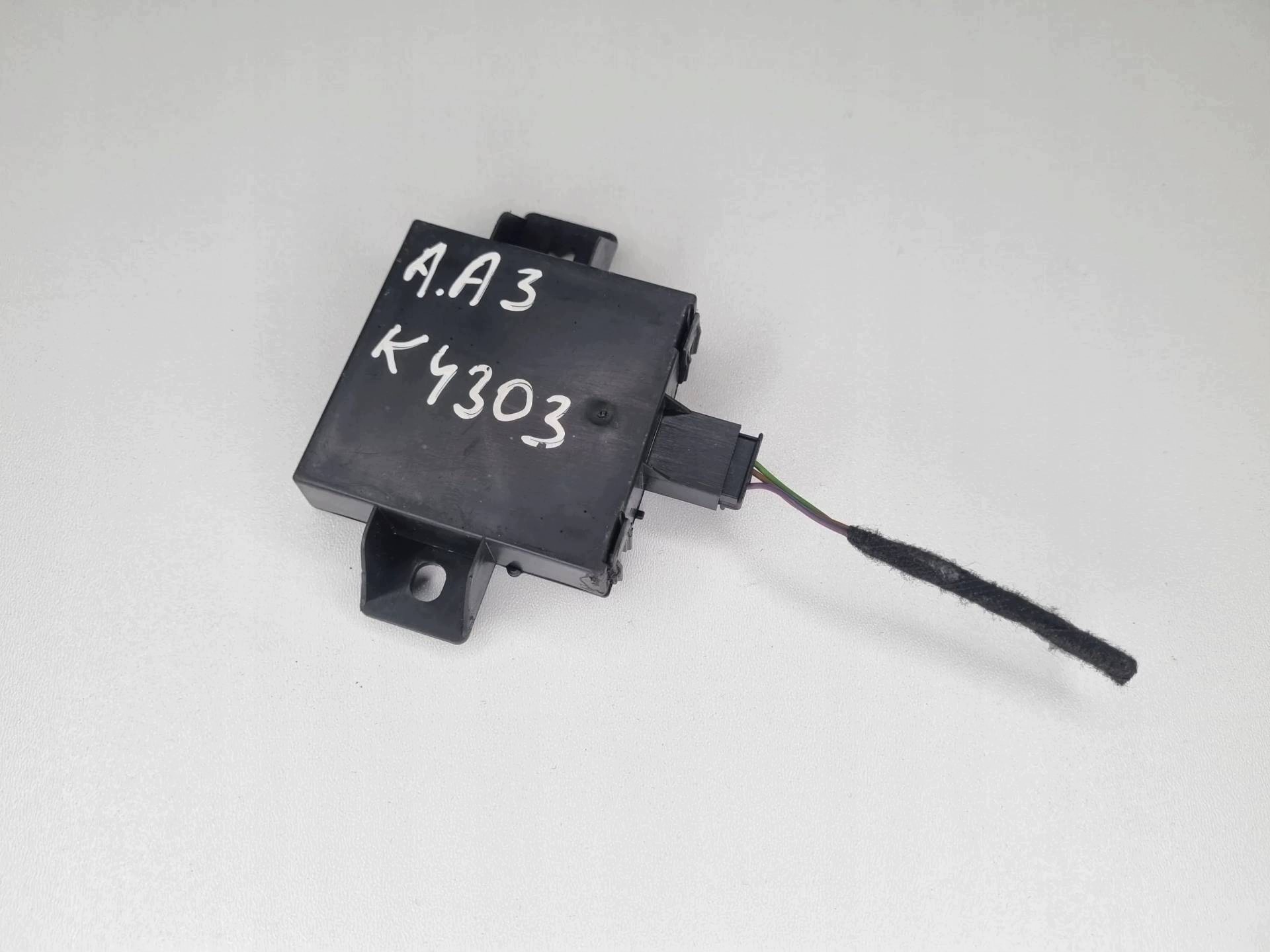 module alarmu Audi A3 8P 2003 1K0907719