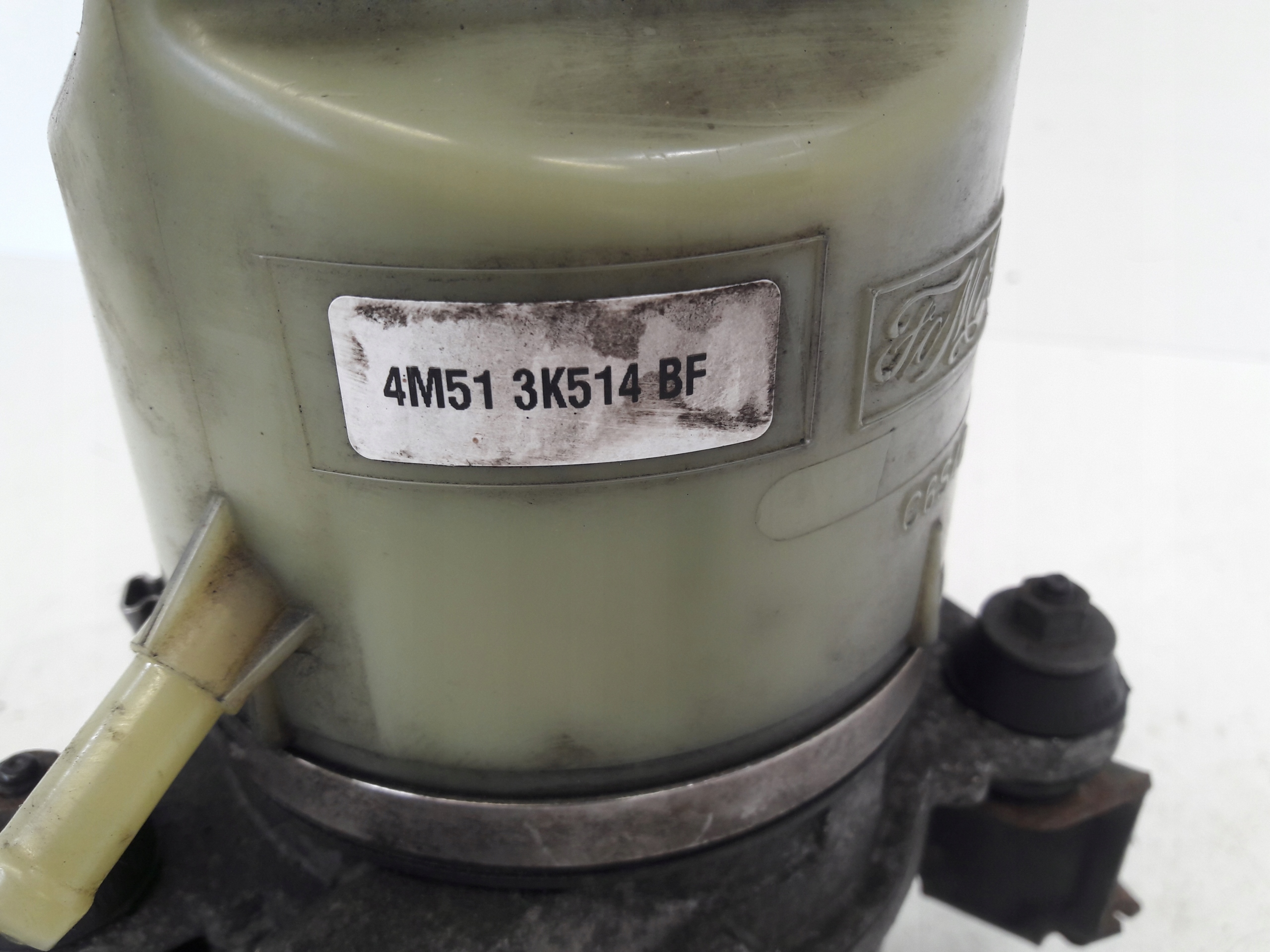 servo pump 4M513K514BF Ford Focus MK2