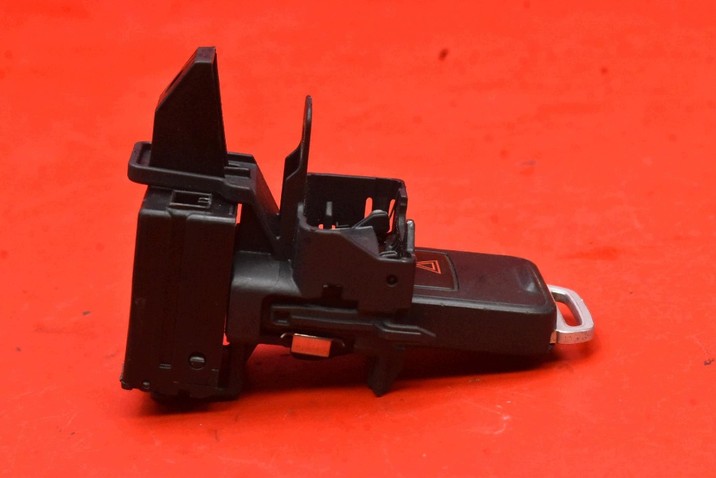 button START/STOP key AH4N-15607-AE VOLVO V40 2 II 1.6 D2 114KM 12-16