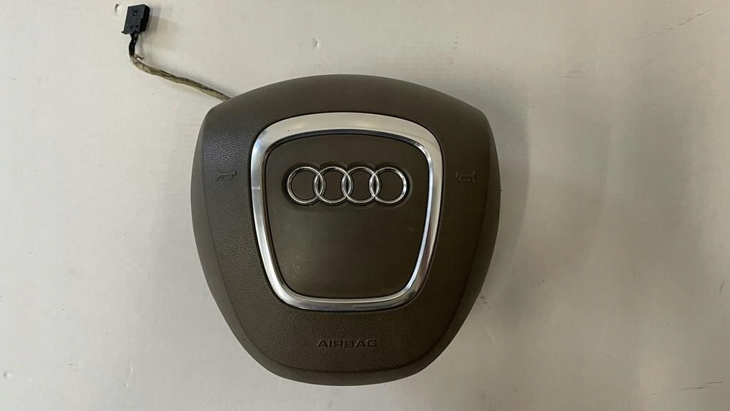 Audi A8 D3 РЕСТАЙЛИНГ подушка 4E0880201BL