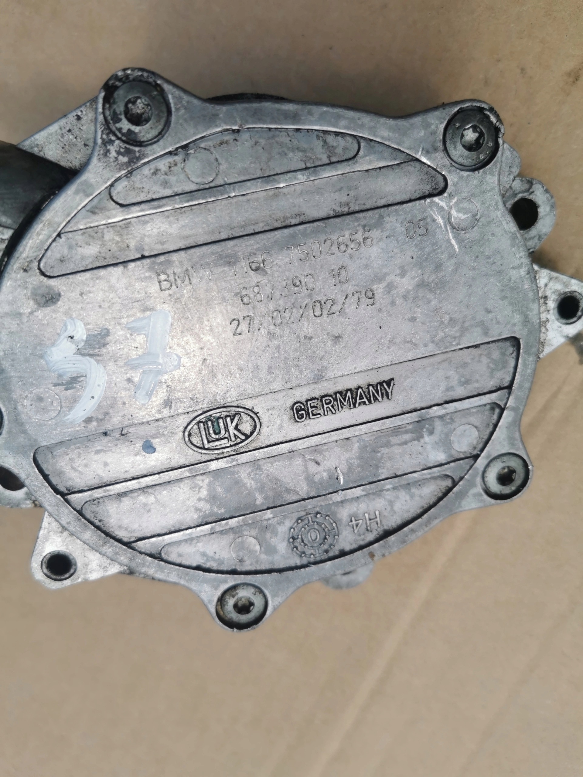 BMW E92 E90 E60 E46 E87 1166-7502656-05 7542498 68739010 WACUM VACUM Pompa