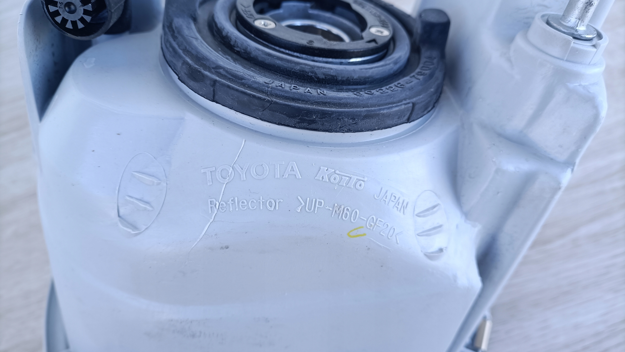 TOYOTA CELICA ST 93-99 ROK right light front BDB 110-75831 E715