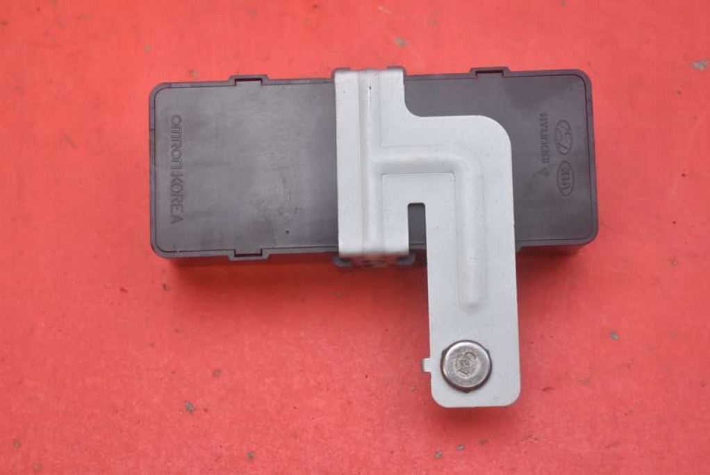 control unit module ICM 95230-2B210 HYUNDAI SANTA FE 2 II 2.2 CRDI 153 KM 06-10