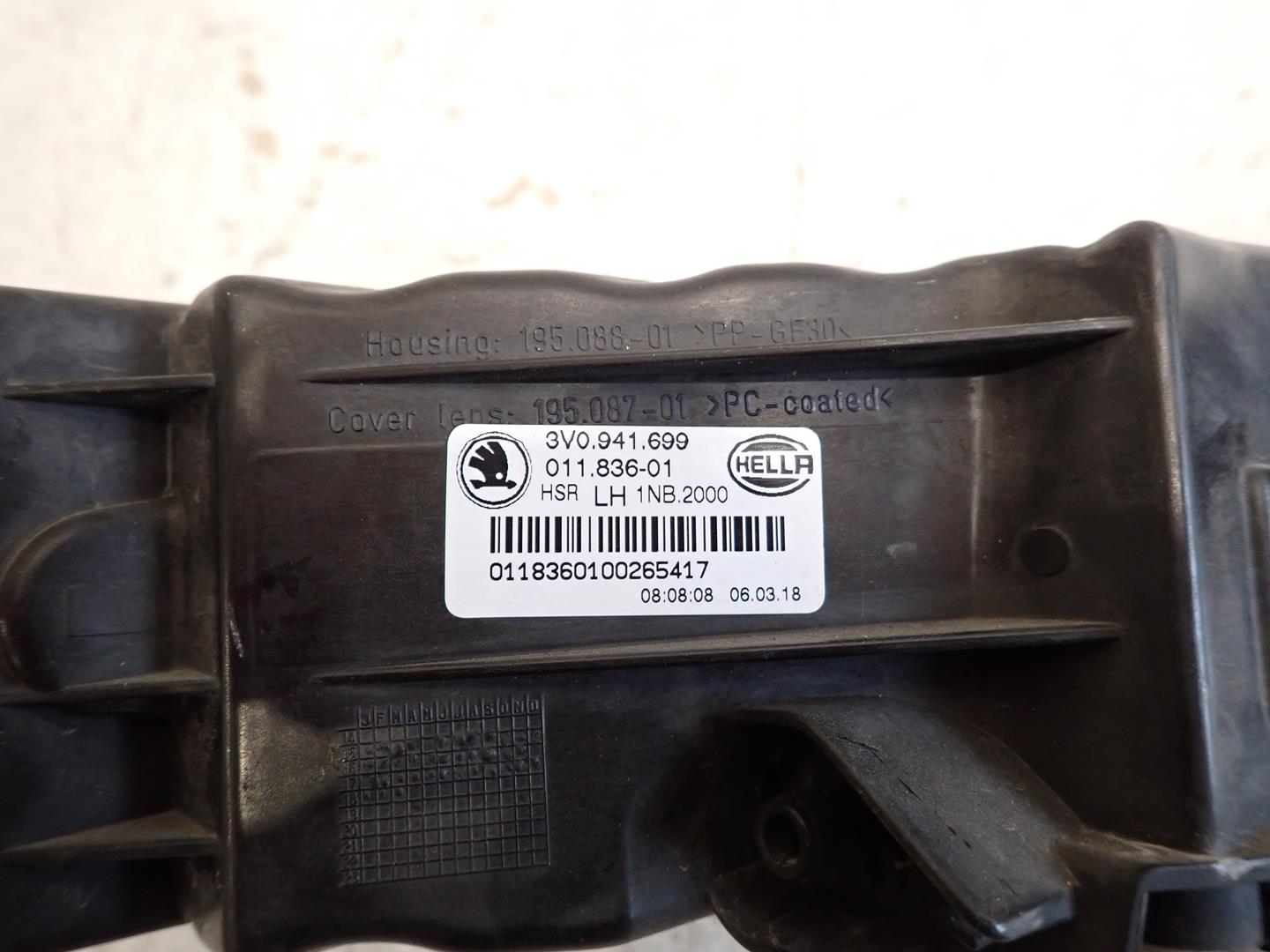 Nebelscheinwerfer links SKODA SUPERB III 2015- 3V0941699
