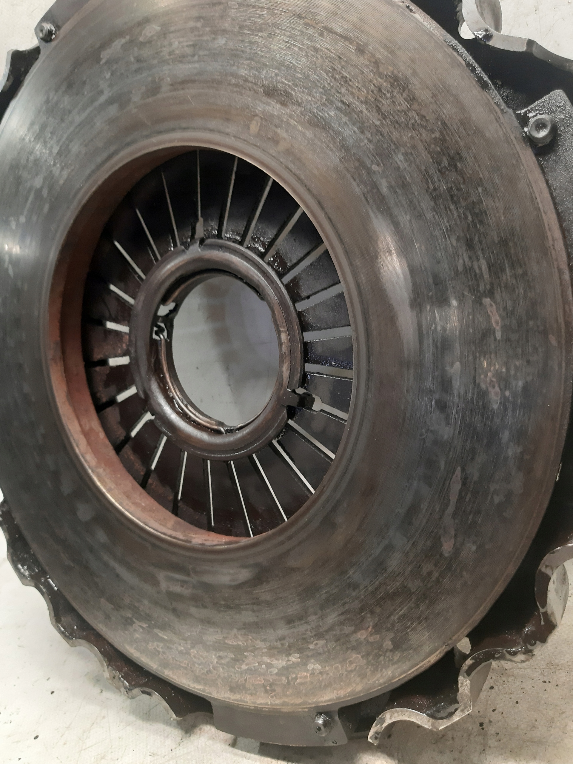 de pression VALEO Embrayage IVECO EUROCARGO II 2 5.9