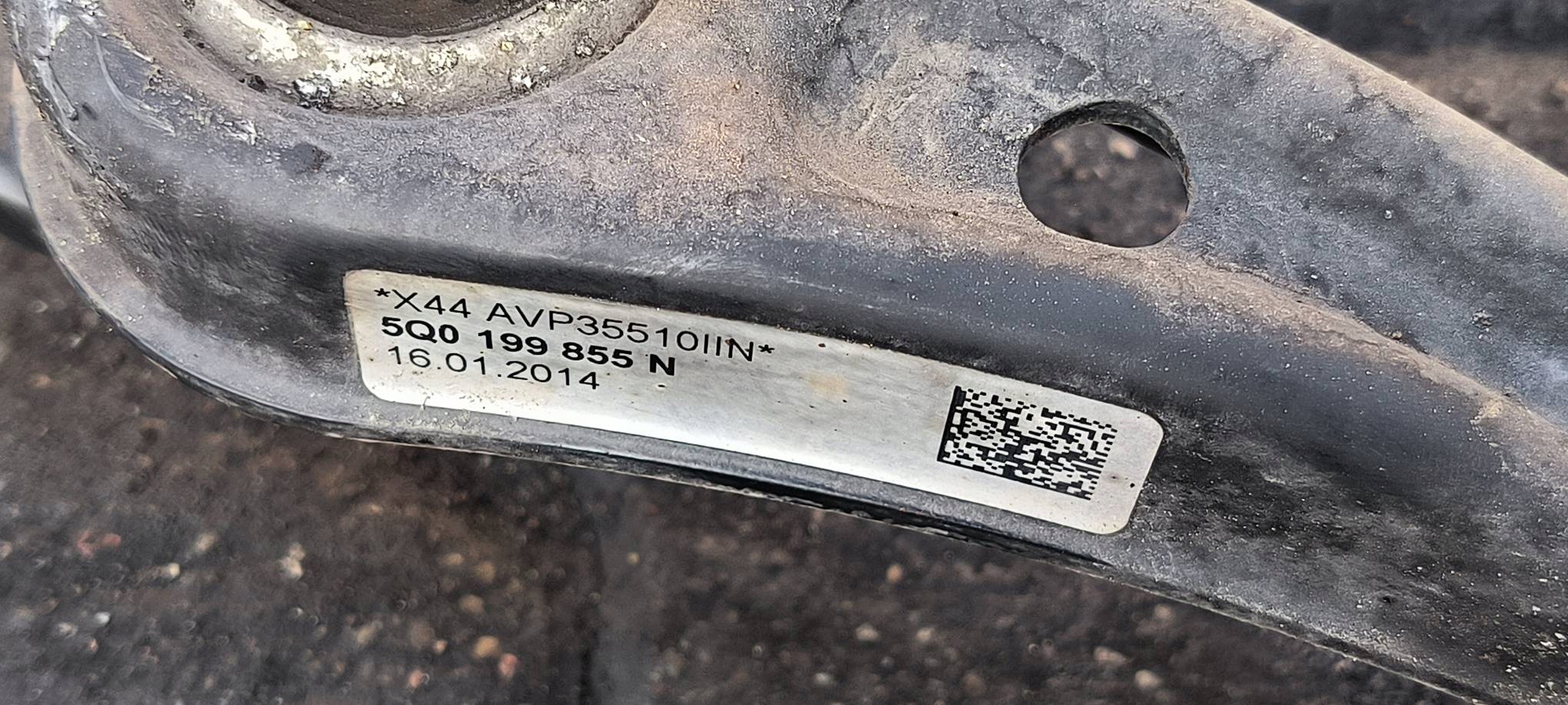 axle beam front SKODA OCTAVIA III