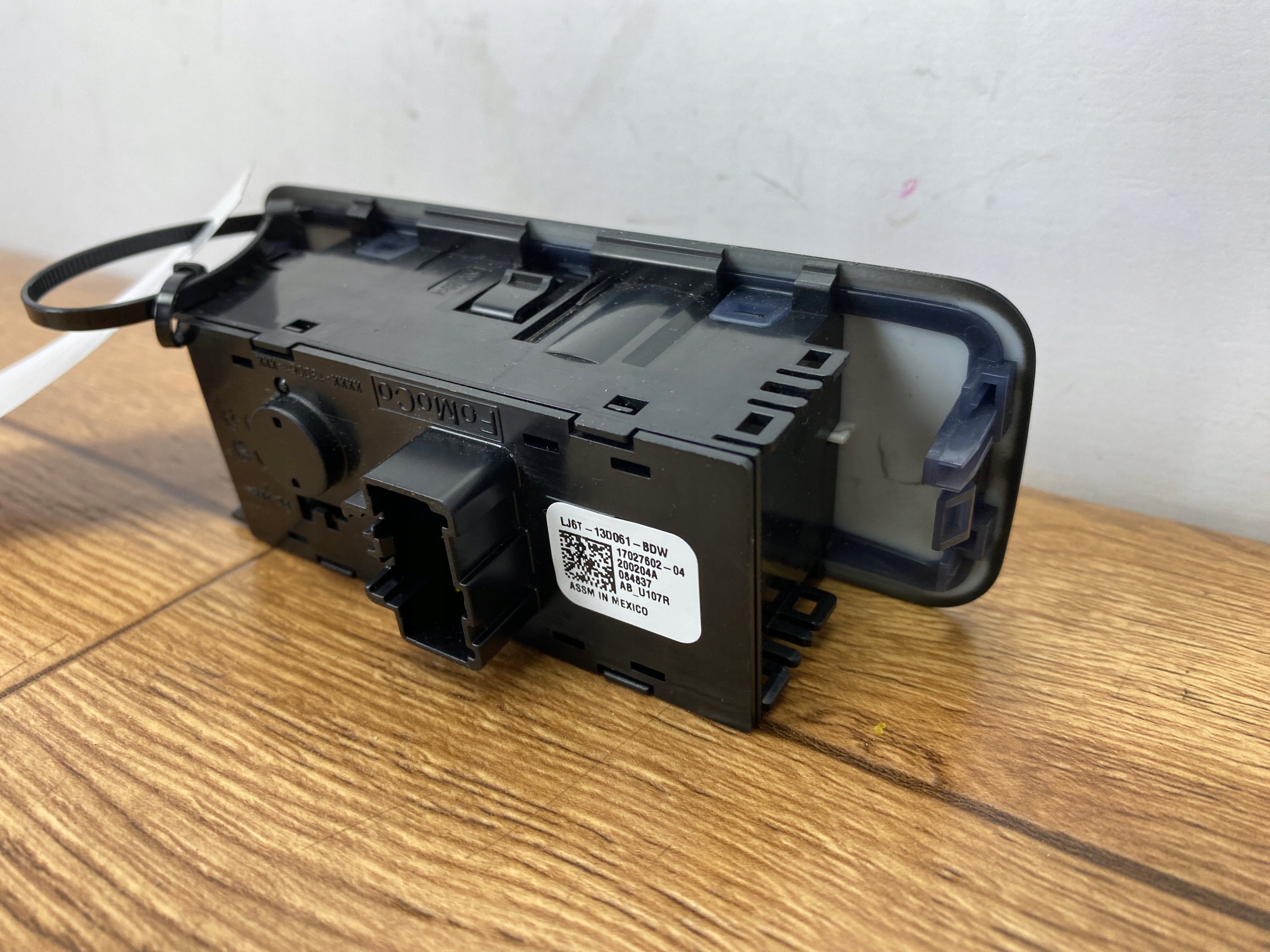 Panel switch switch button of the lights Ford Kuga MK3 2020+ Escape USA