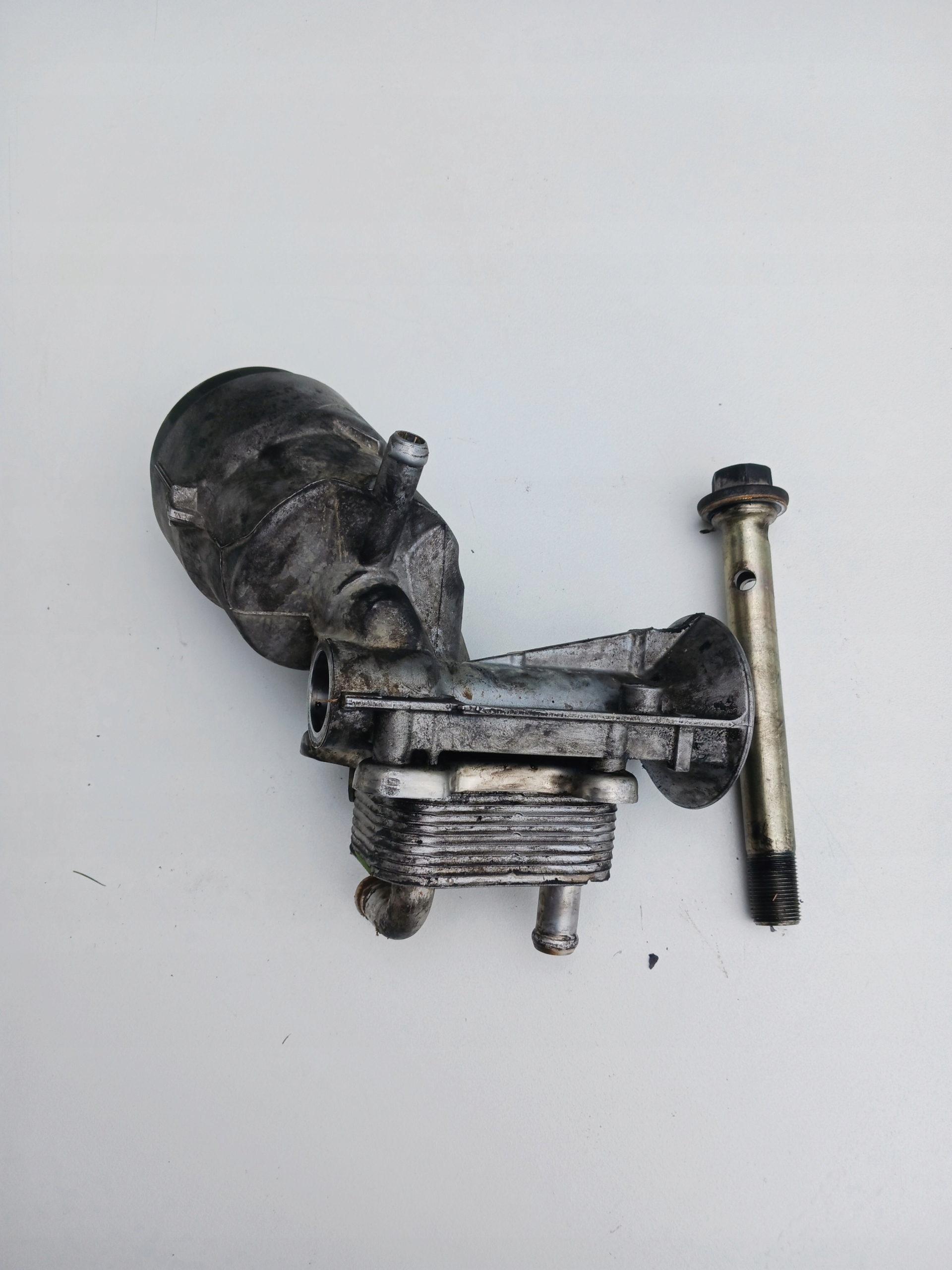 OPEL MERIVA A 1.7 DTI OBUDOWA FILTRA OLEJU CHŁODNICZKA 8973515060 Producent części Opel OE