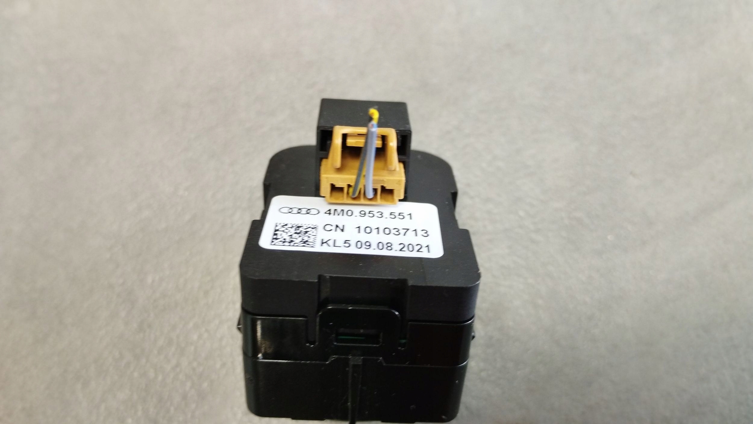 Audi A6 Allroad C8 2022 Bouton Colonne de direction Volant 4M0953551