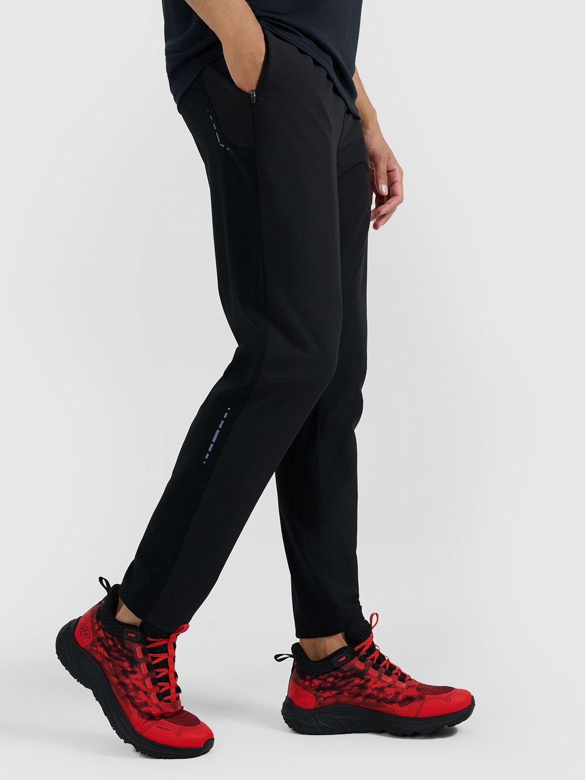 4F Pánská treková obuv Červená 46