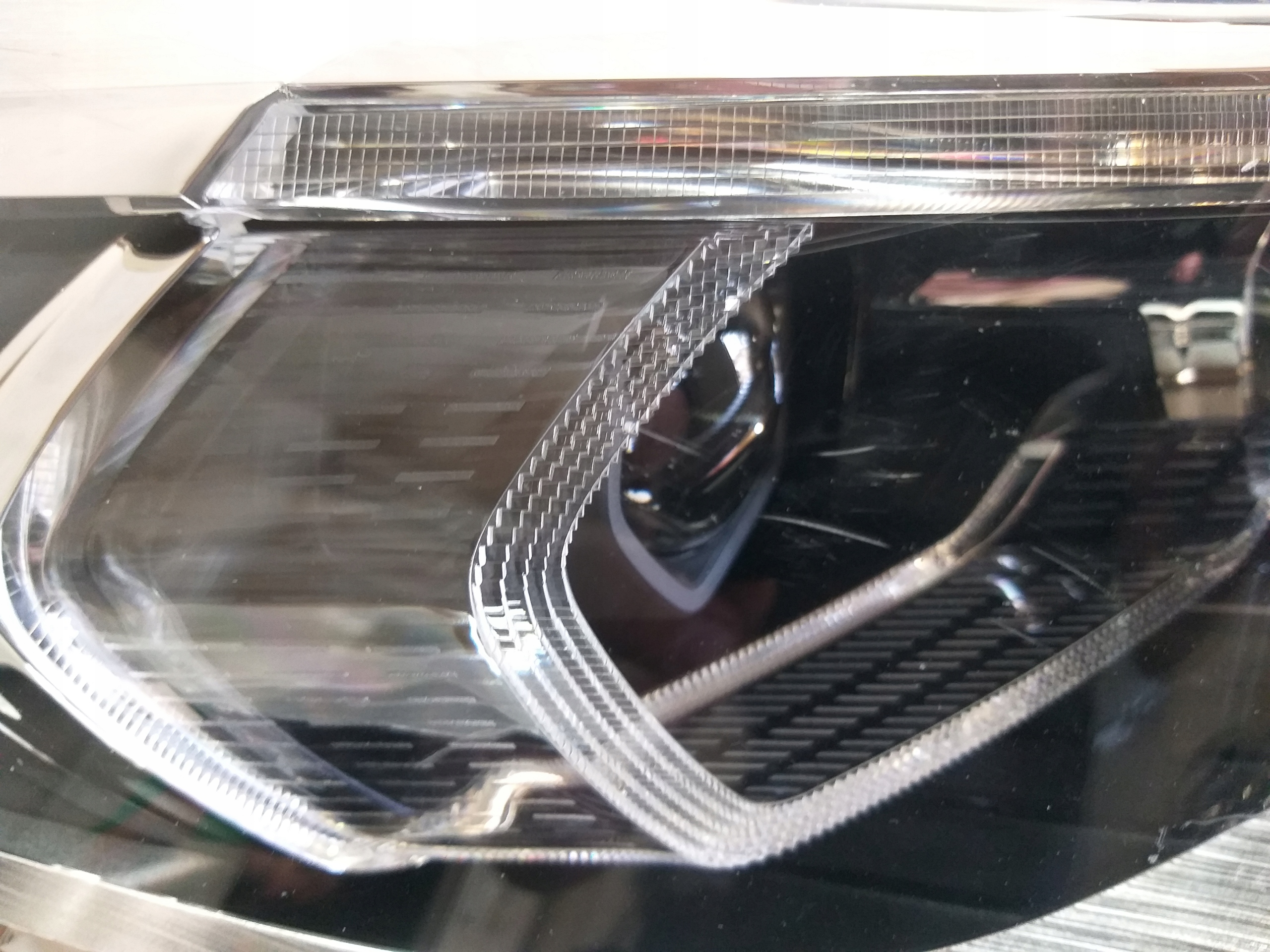 LIGHT FRONT RIGHT BMW AND 1 F40 FULL LED