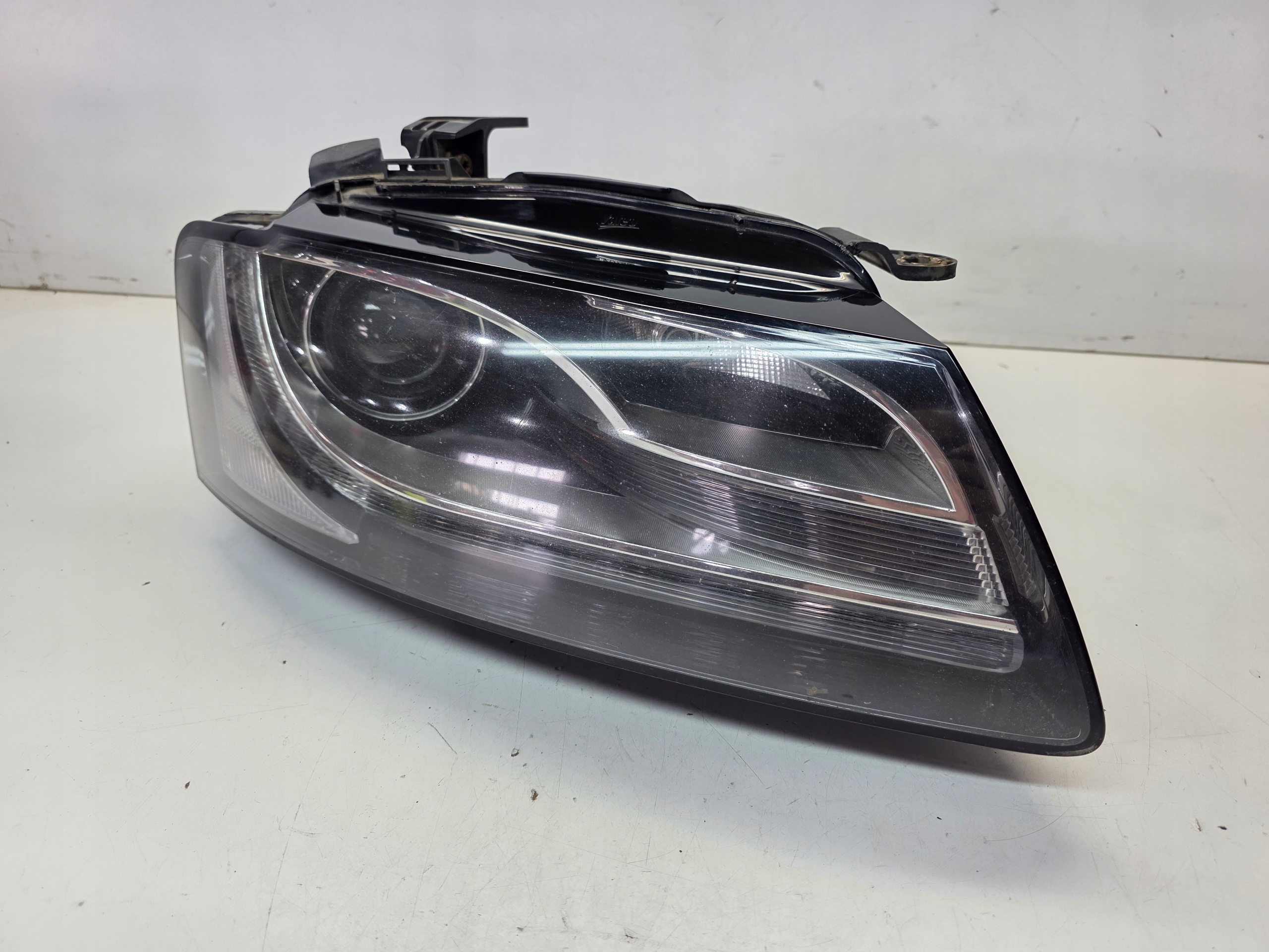 REFLEKTOR light XENON LED right front AUDI A5 8T 8T0941004AL EUROPA 4/25