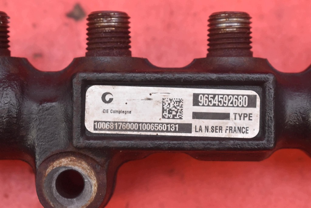 Rampe injection 9654592680 MAZDA 2 II DE 1.4 TDCI 68 KM 07-10