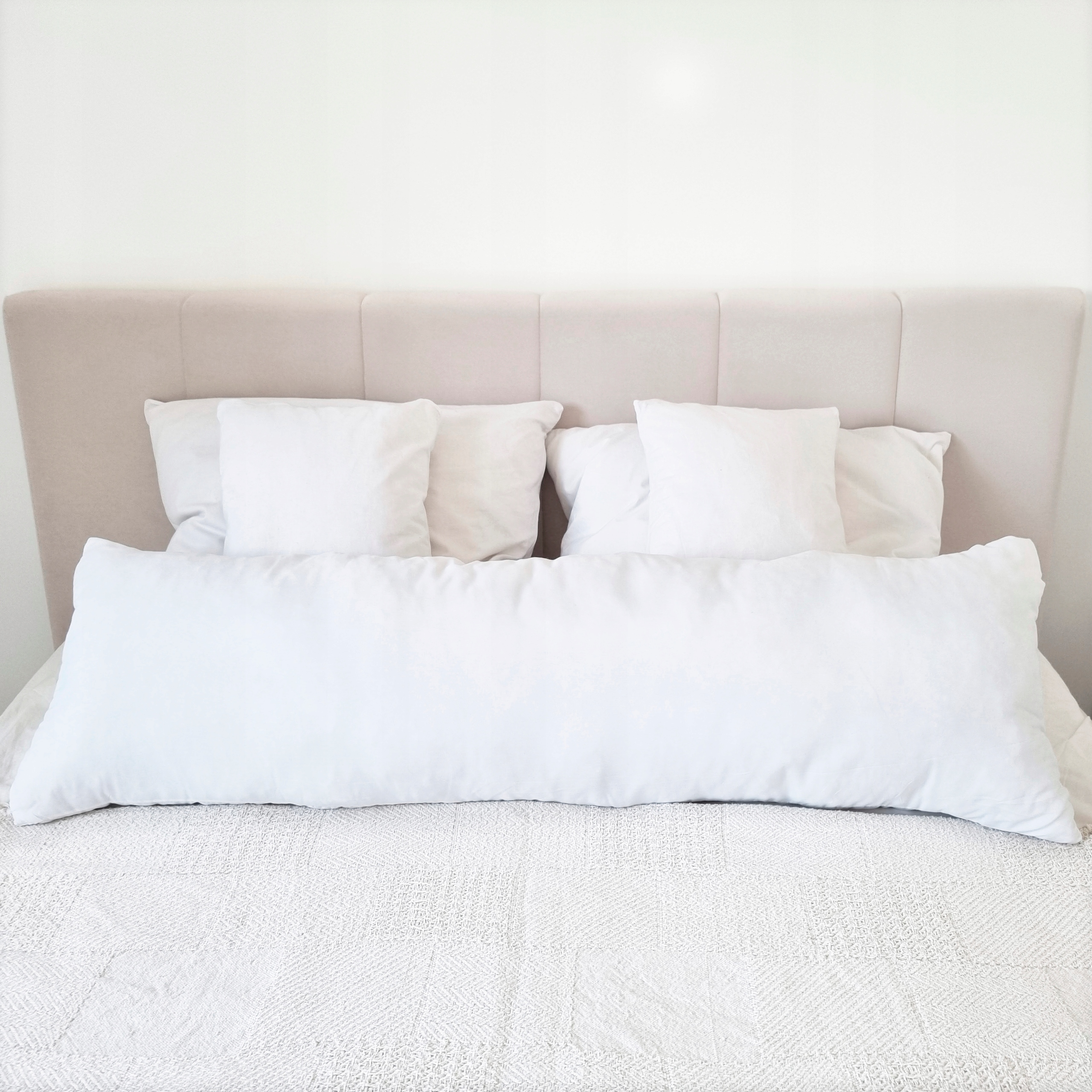 LONG poduszka 40x145 do spania na BOKU BRZUCHU W1 Kod producenta LONG W1