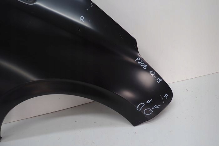 PEUGEOT 208 12-19 fender right front front