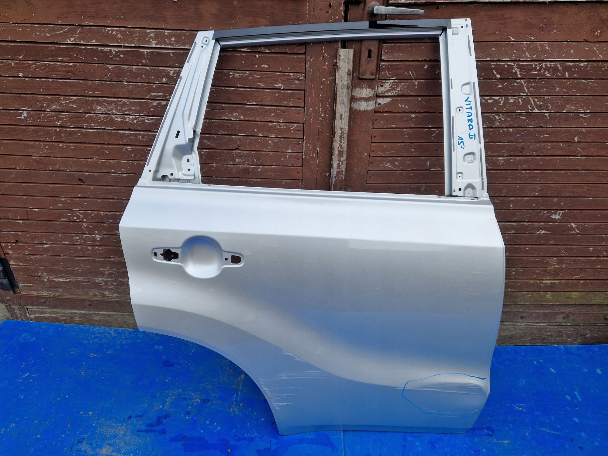door right rear. SUZUKI VITARA III 2015R->