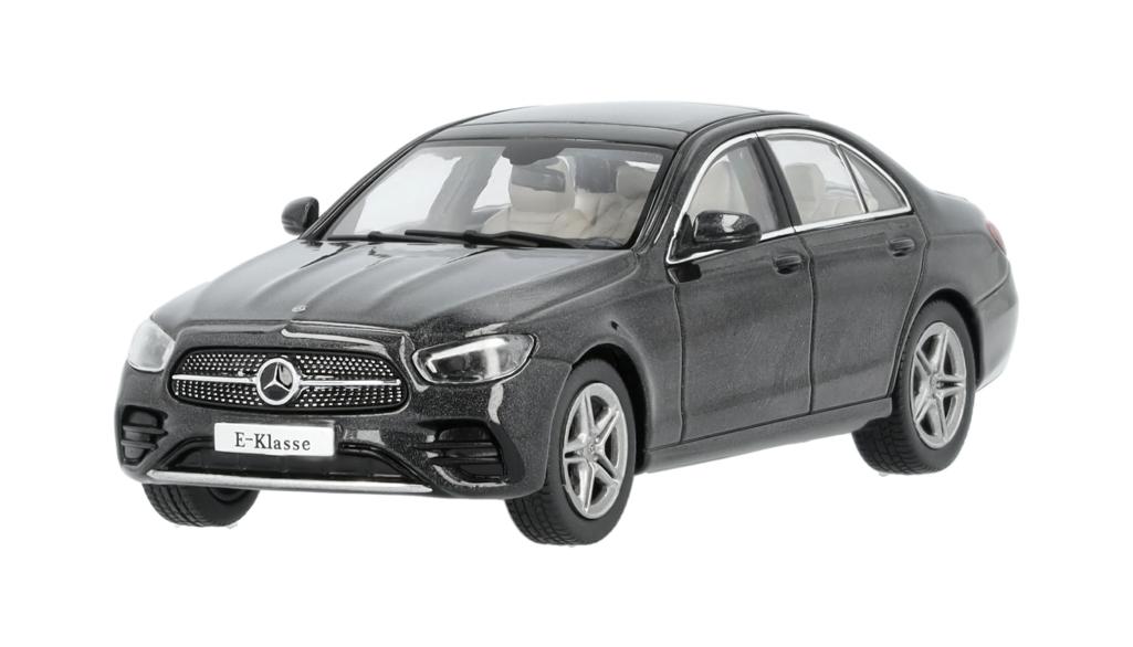 

Model Mercedes-benz Klasa E W213 1:43
