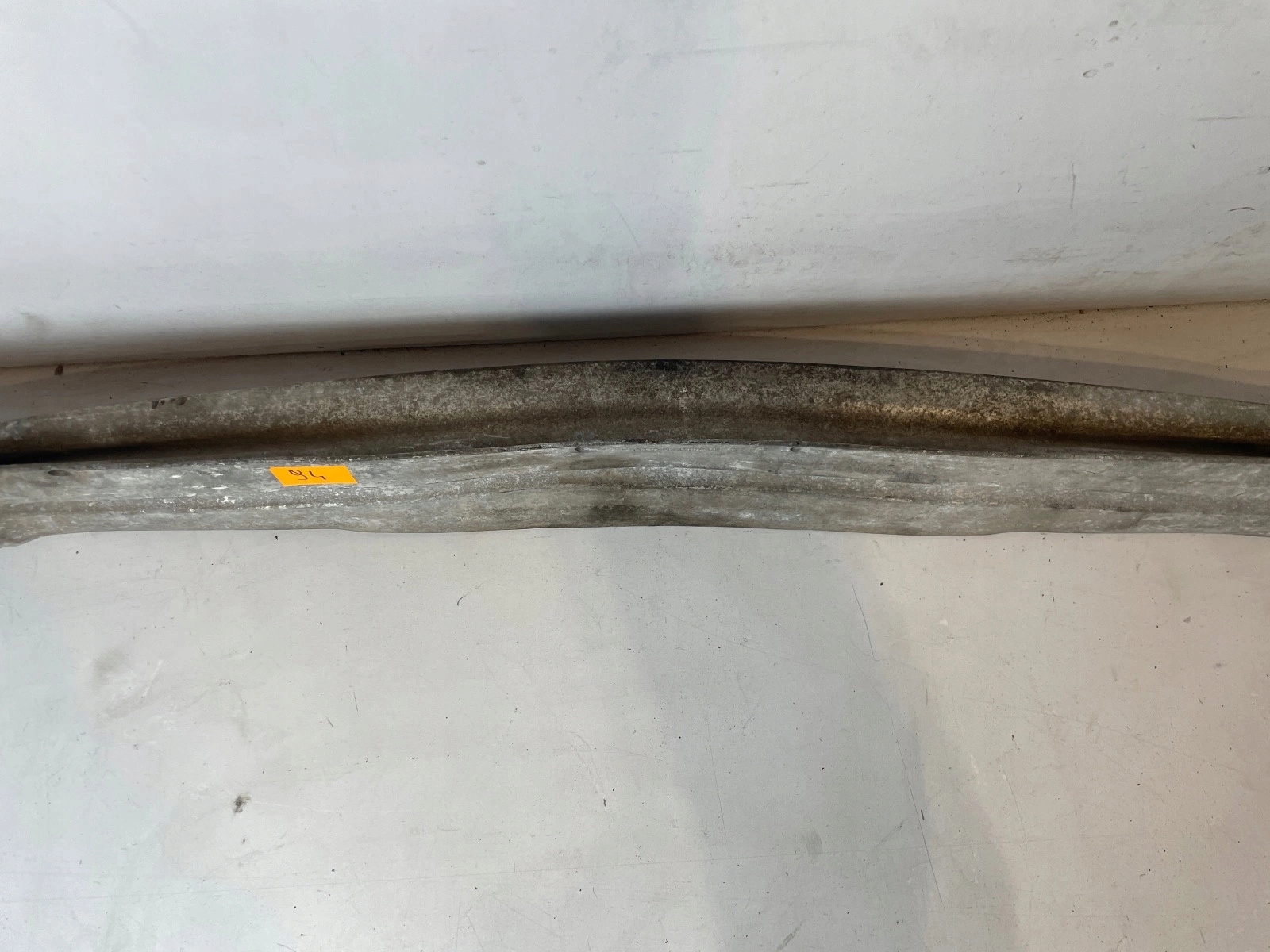 sider pillar of a bumper front front Audi A4 B8 A5 8T