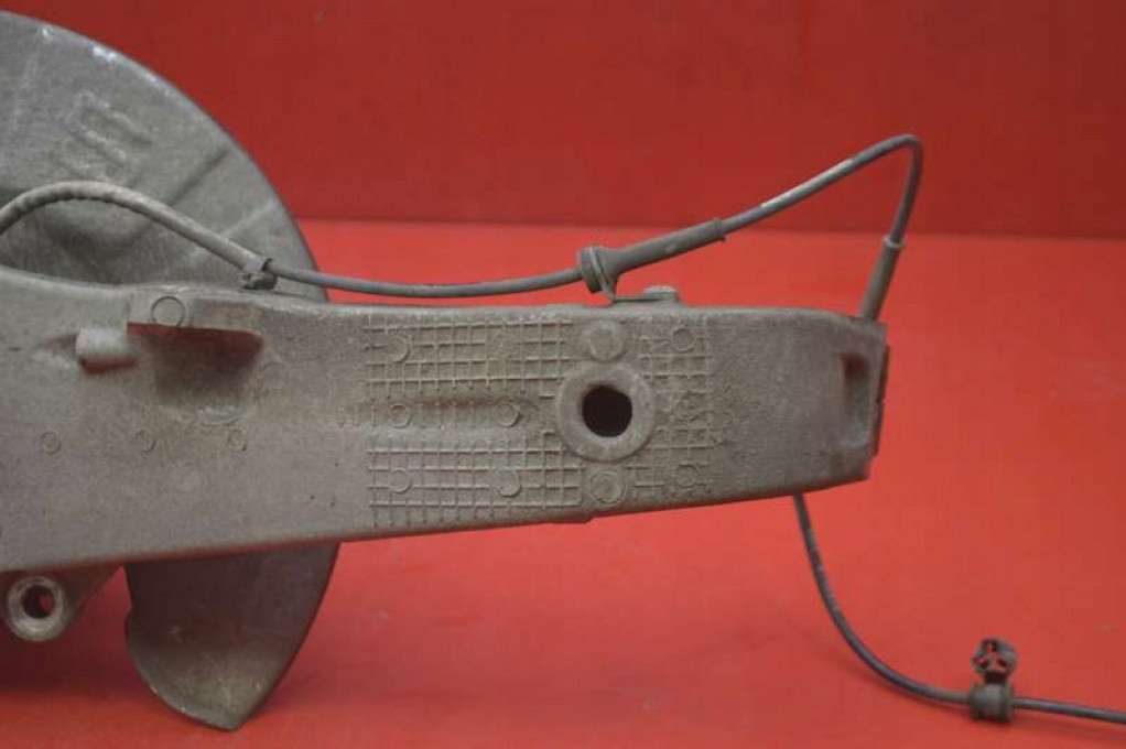 поворотный кулак, цапфа правая перед 6007018-00-C tesla MODEL S 306 ЛС 12-20