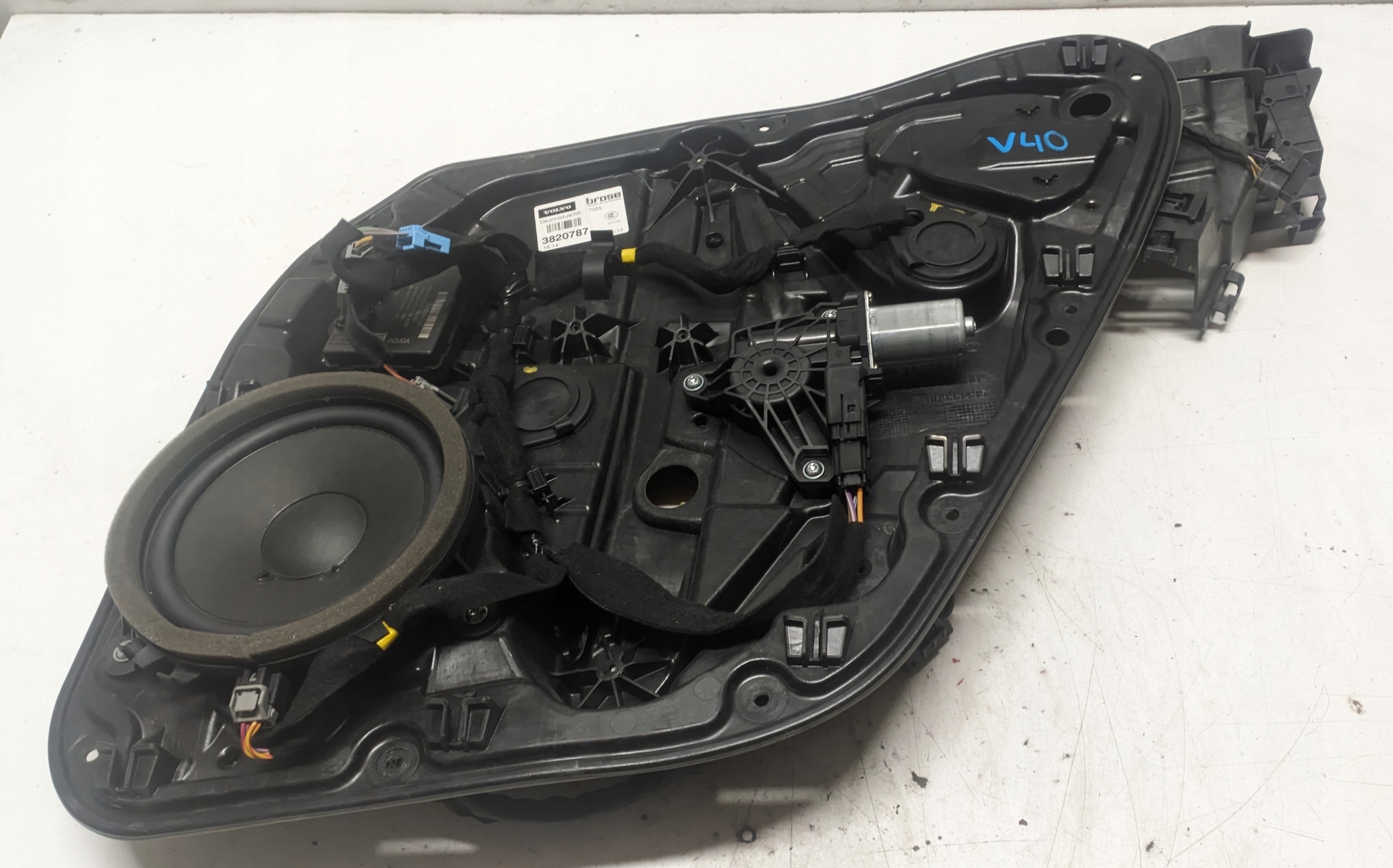 VOLVO V40 window regulator right rear part 31276218