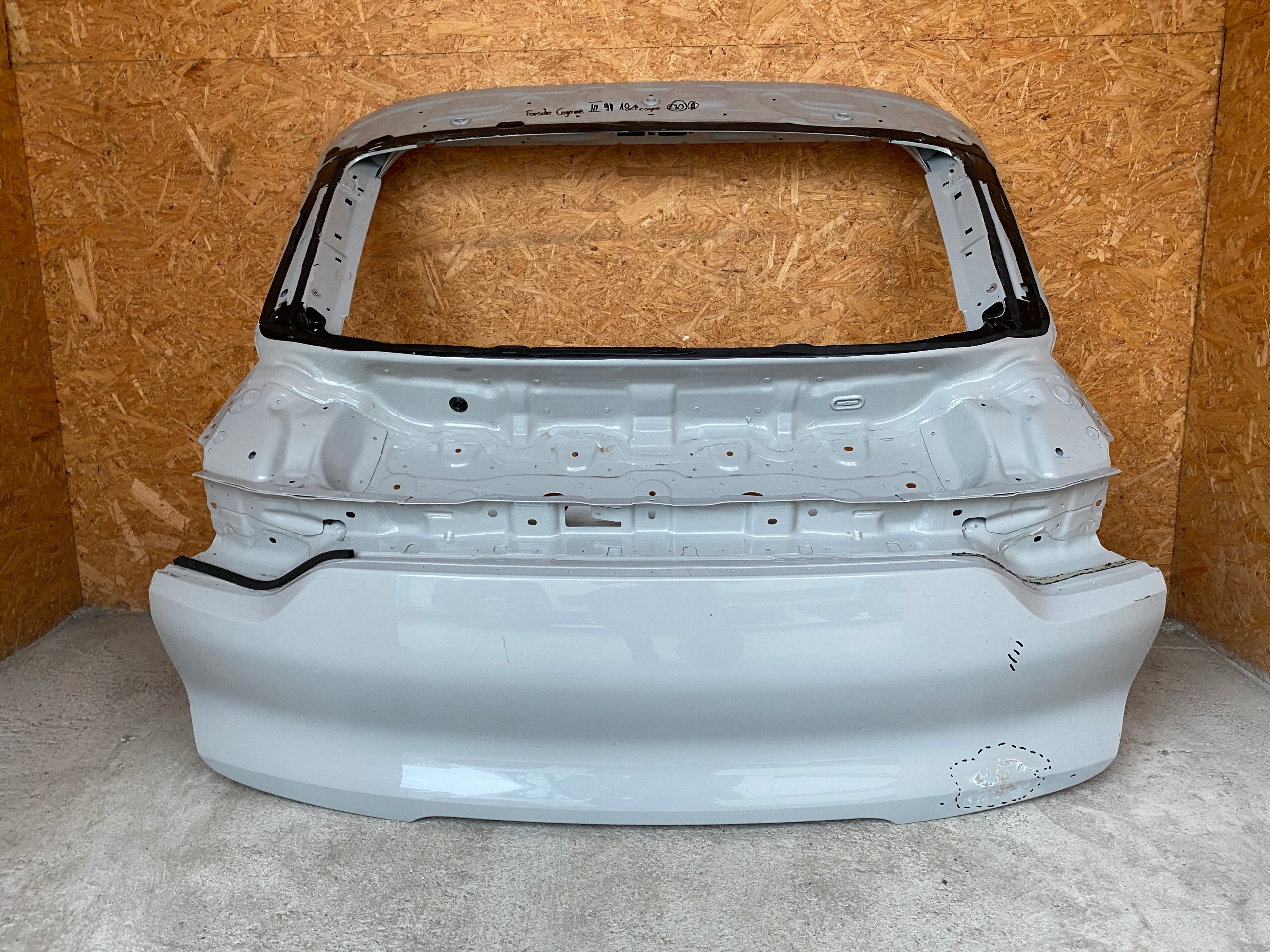 PORSCHE CAYENNE COUPE 9Y 2019r- KLAPA BAGAŻNIKA Producent części Porsche OE