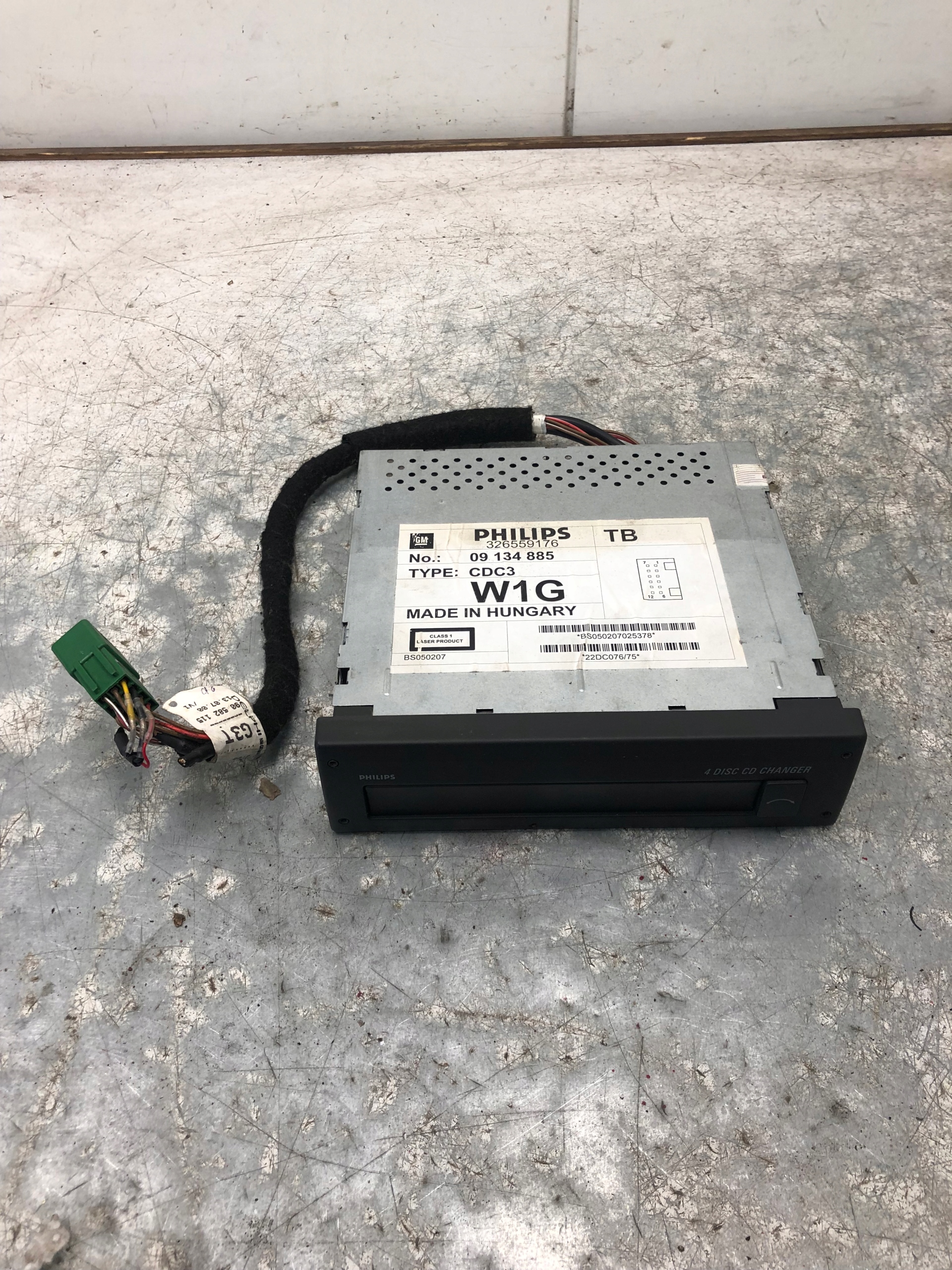 ZMIENIARKA PŁYT CD OPEL ZAFIRA A 09134885 - 15053480122