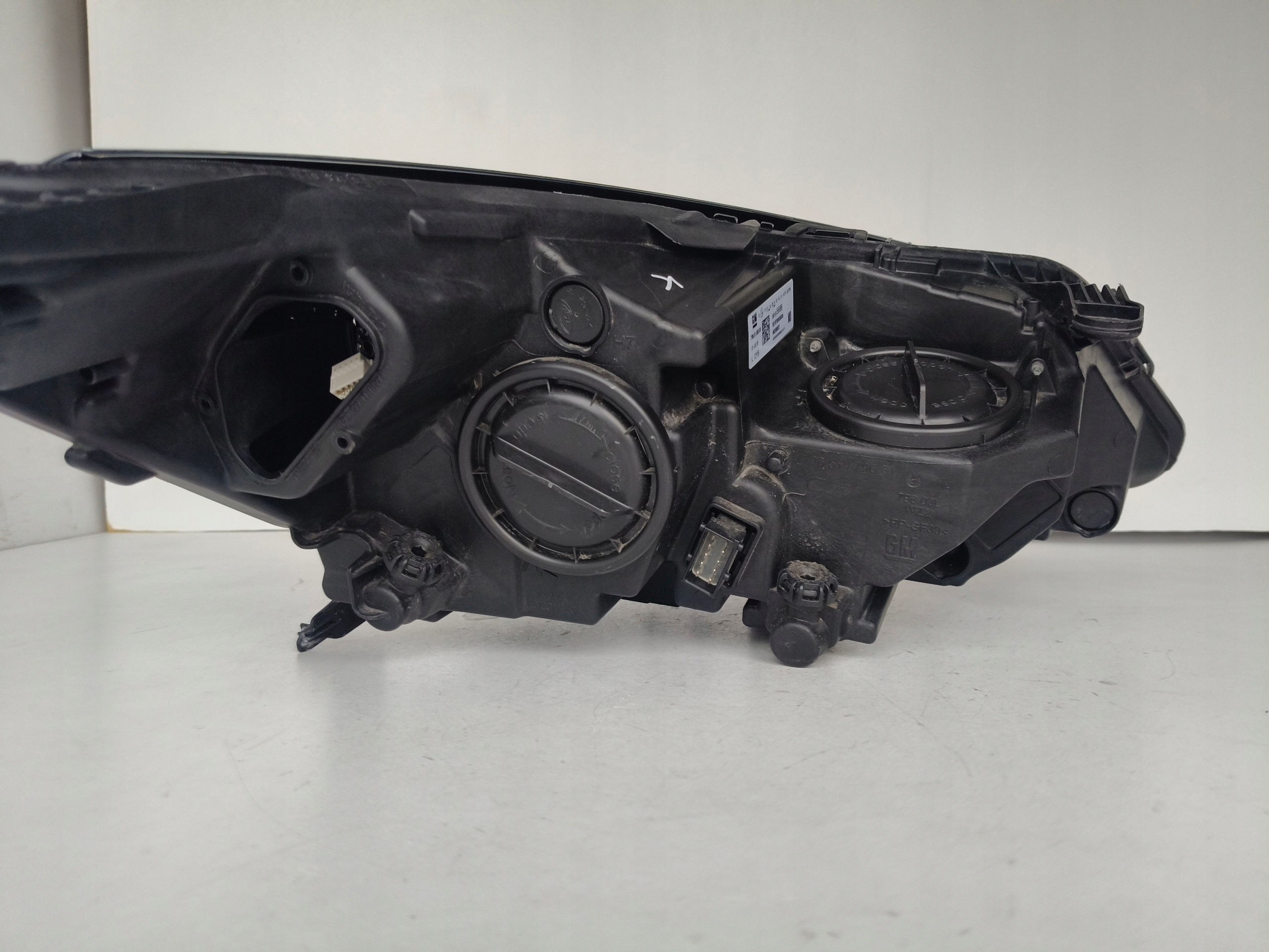 light left REFLEKTOR OPEL ASTRA V K 19- LIFT LED