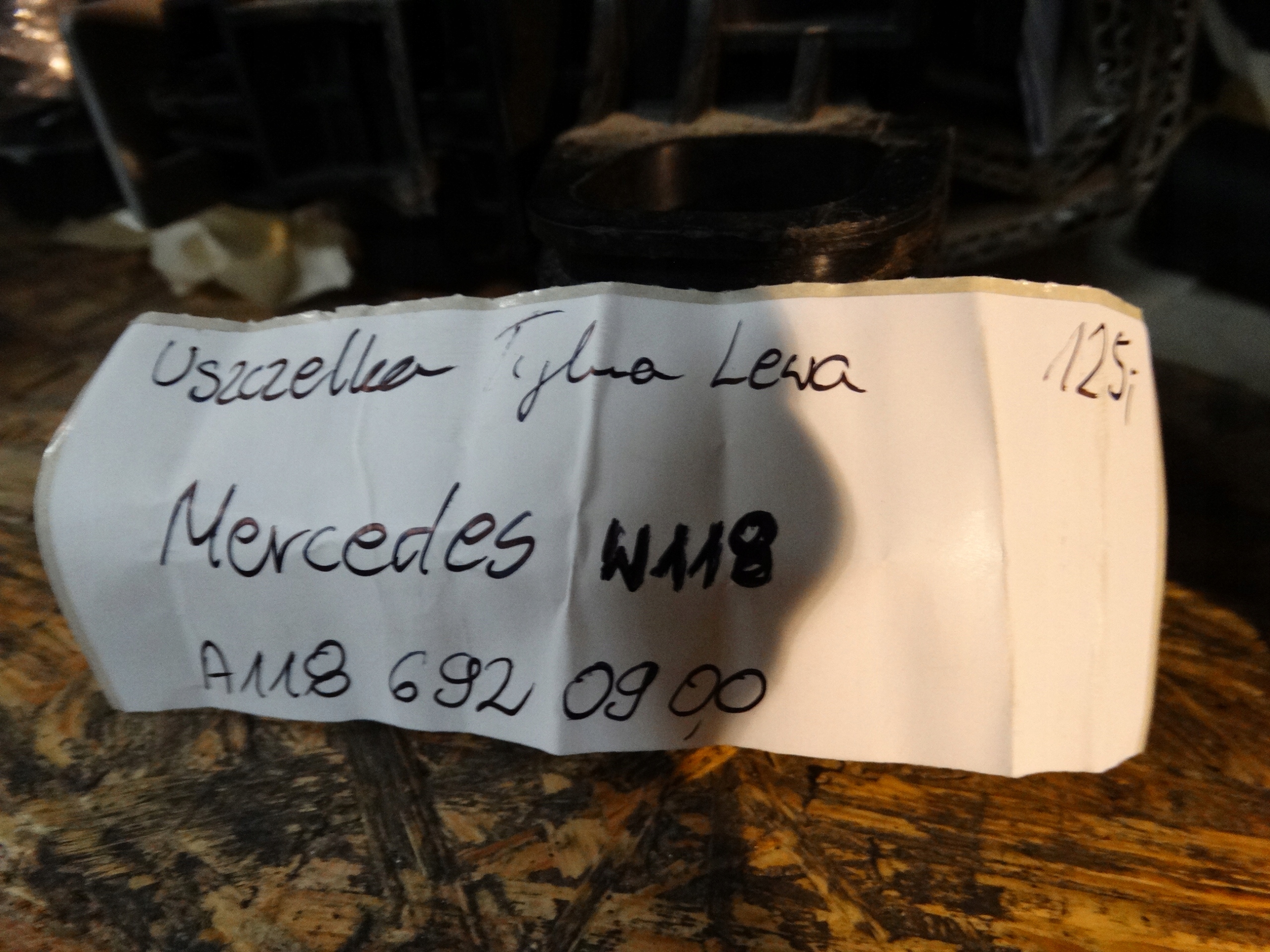 IDEALNA gasket left rear MERCEDES W118 1