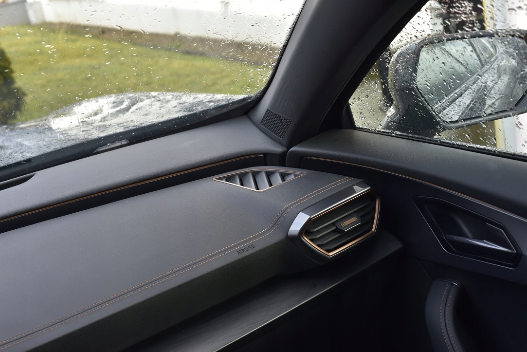 DO CUPRA FORMENTOR LEON COPPER COMFORT TSI TDI DSG VZ VZ5 TRIBE EDITION Kolor srebrny