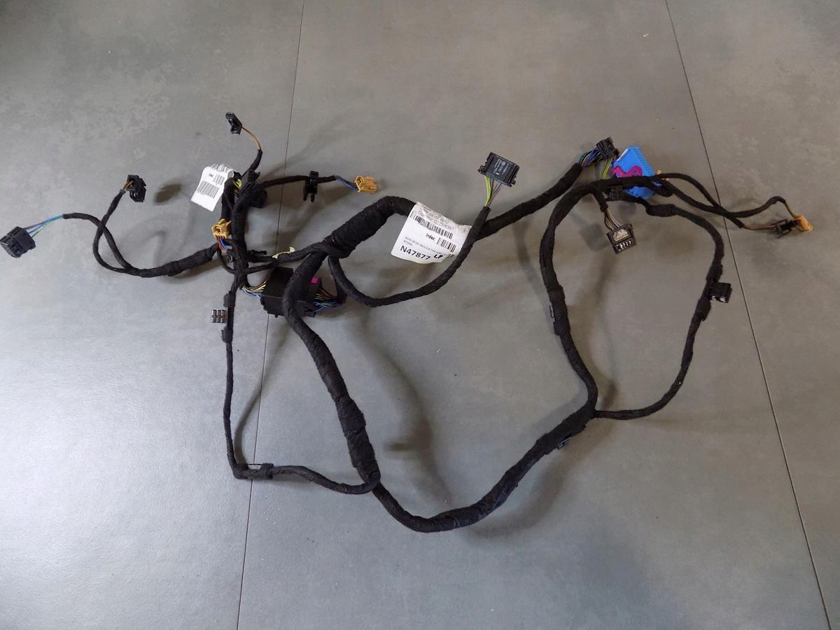 AUDI S8 A8 D4 bundle upholstery left P 4H0971035AD