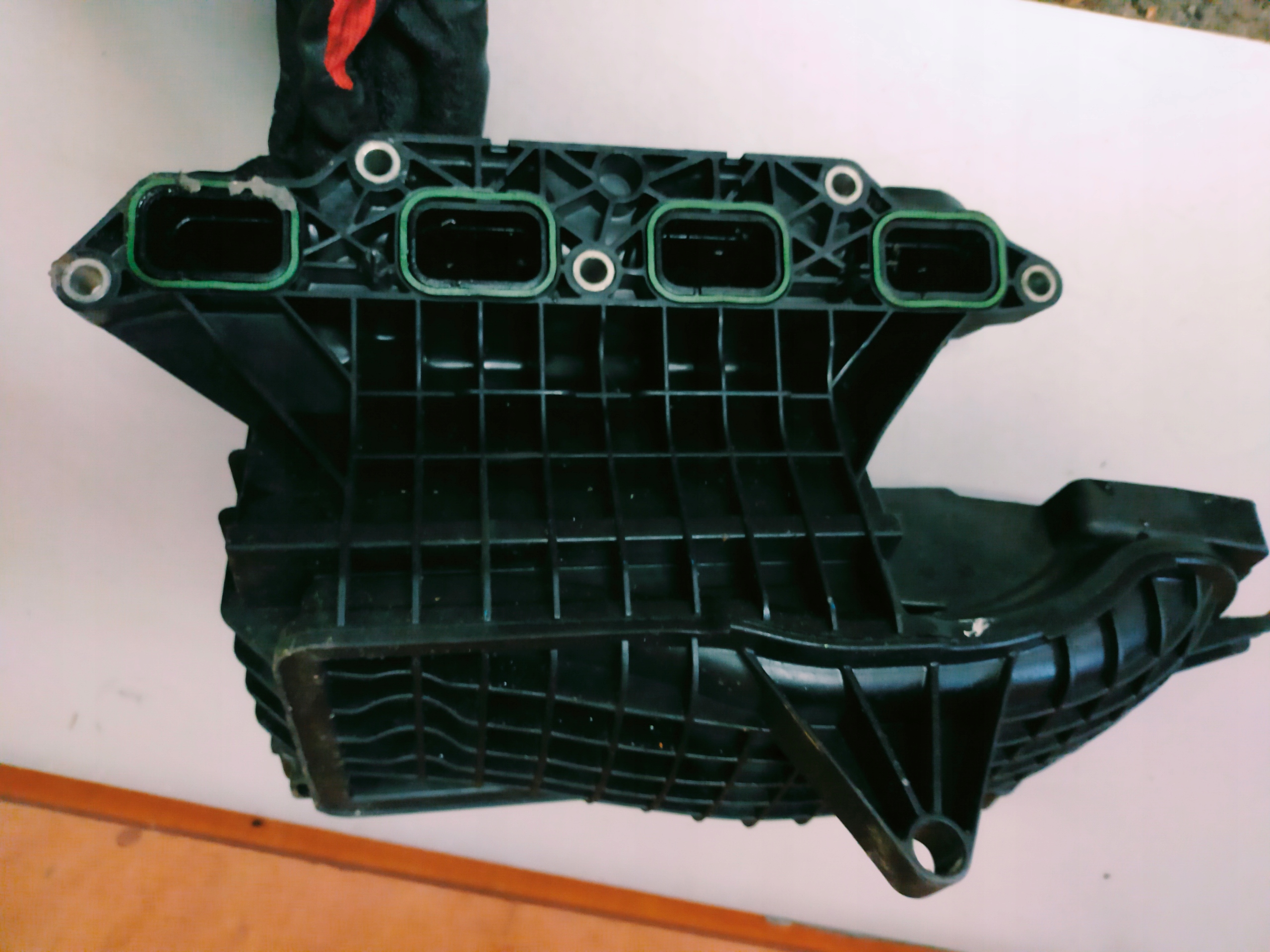 VW PASSAT B6 1.4 TSI intake manifold 03C129711AD